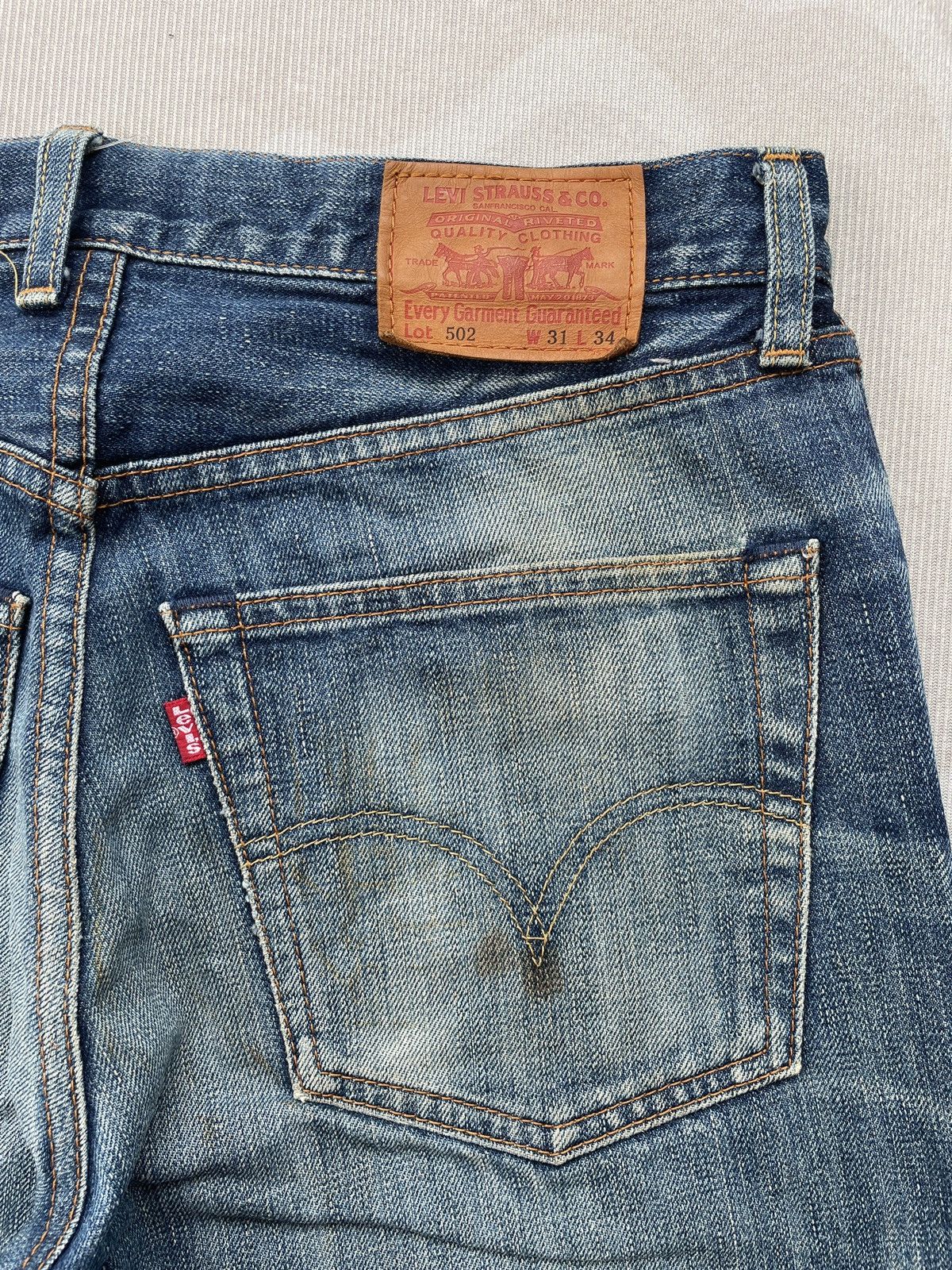 Le Grande Bleu (L.G.B.) × Levi's × Vintage Levis 502 Jeans (LG109) Size US 29 - 7 Thumbnail