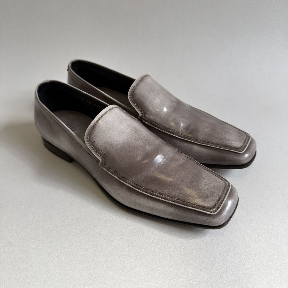 Prada Burnished Gray Leather Square Toe Loafers Size US 8.5 / EU 41-42 - 6 Thumbnail