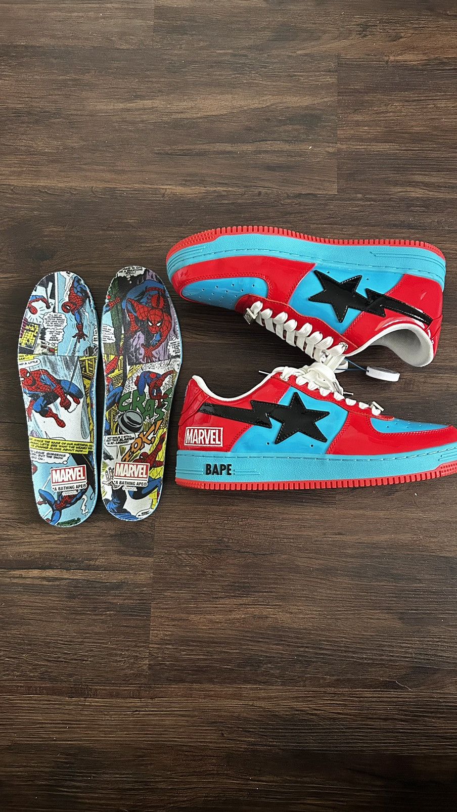 Bape Bape x Marvel Spiderman Bapesta Size US 9.5 / EU 42-43 - 1 Thumbnail