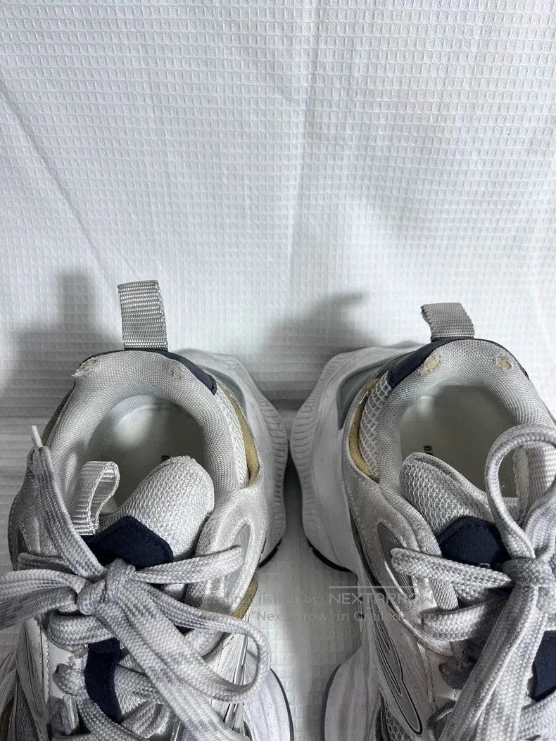 Balenciaga Balenciaga Cargo Sneakers Size 42. Size US 9.5 / EU 42-43 - 2 Thumbnail