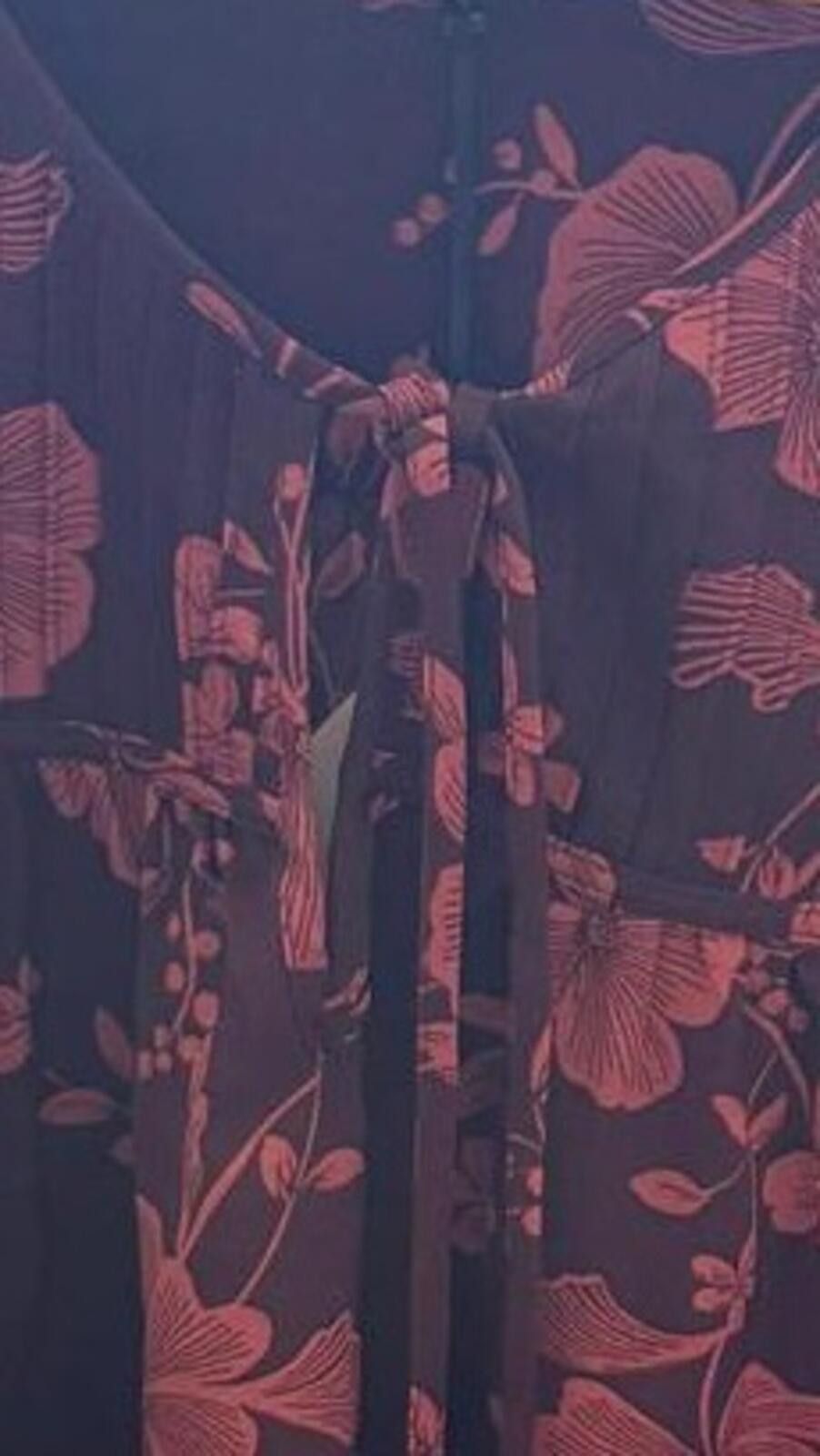 Other 3 x Burgundy flower print Women Bishop Long Sleeve Tie-Front Size 3XL / US 20-22 - 5 Thumbnail