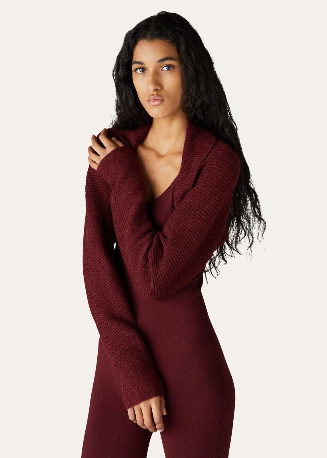 Loro Piana o1srvl11e1024 Cocooning Plain-Knit Shrug in Burgundy Size XXL / US 16-18 / IT 52-54 - 3 Thumbnail