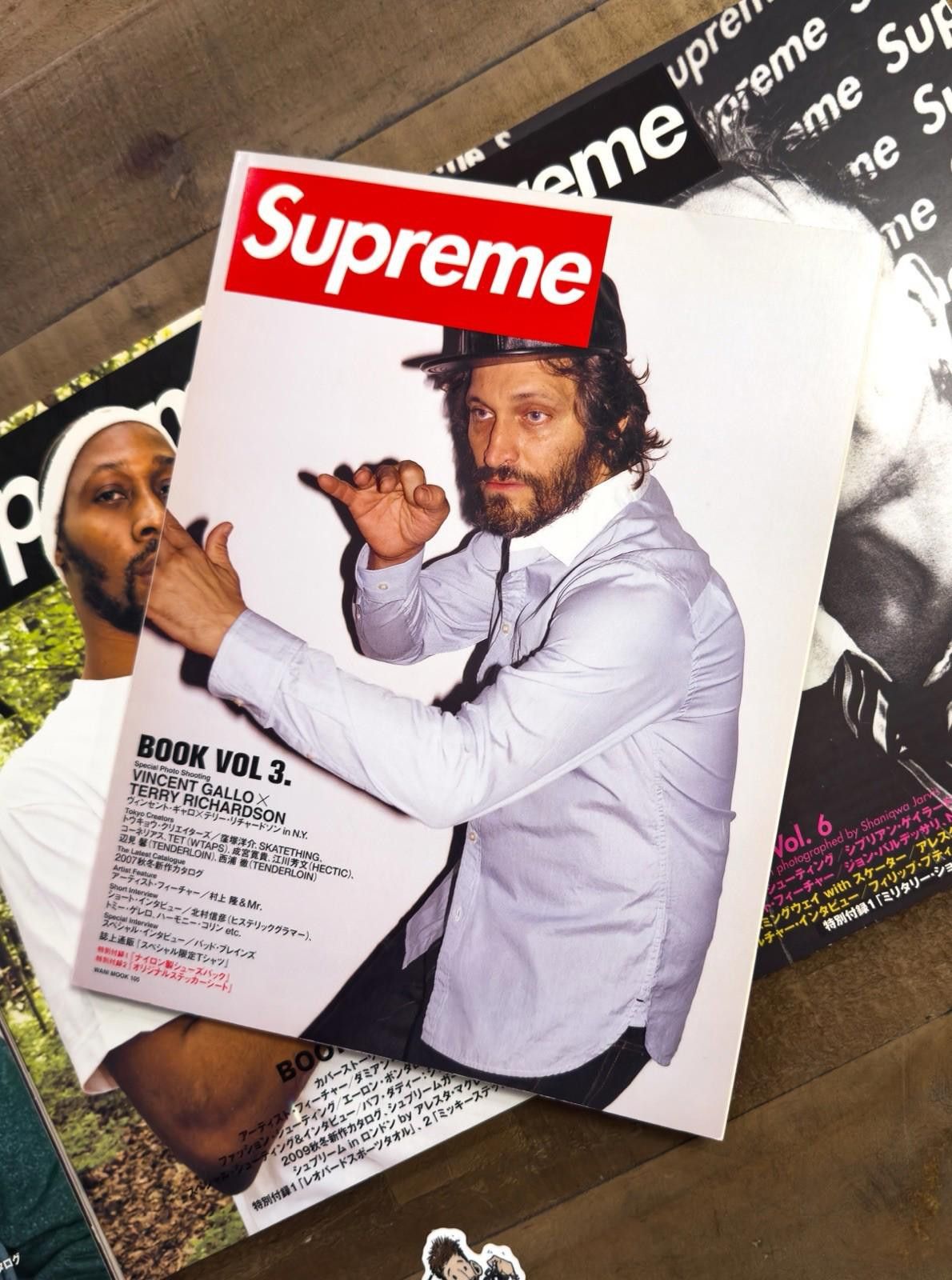 Supreme Supreme Book / Mook Complete Set VOL 1-6 (ALL STICKERS) Size ONE SIZE - 7 Thumbnail