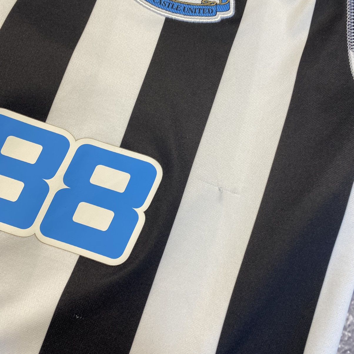 Puma Vintage Puma New Castle United Team Football Jersey Size US XXL / EU 58 / 5 - 8 Thumbnail