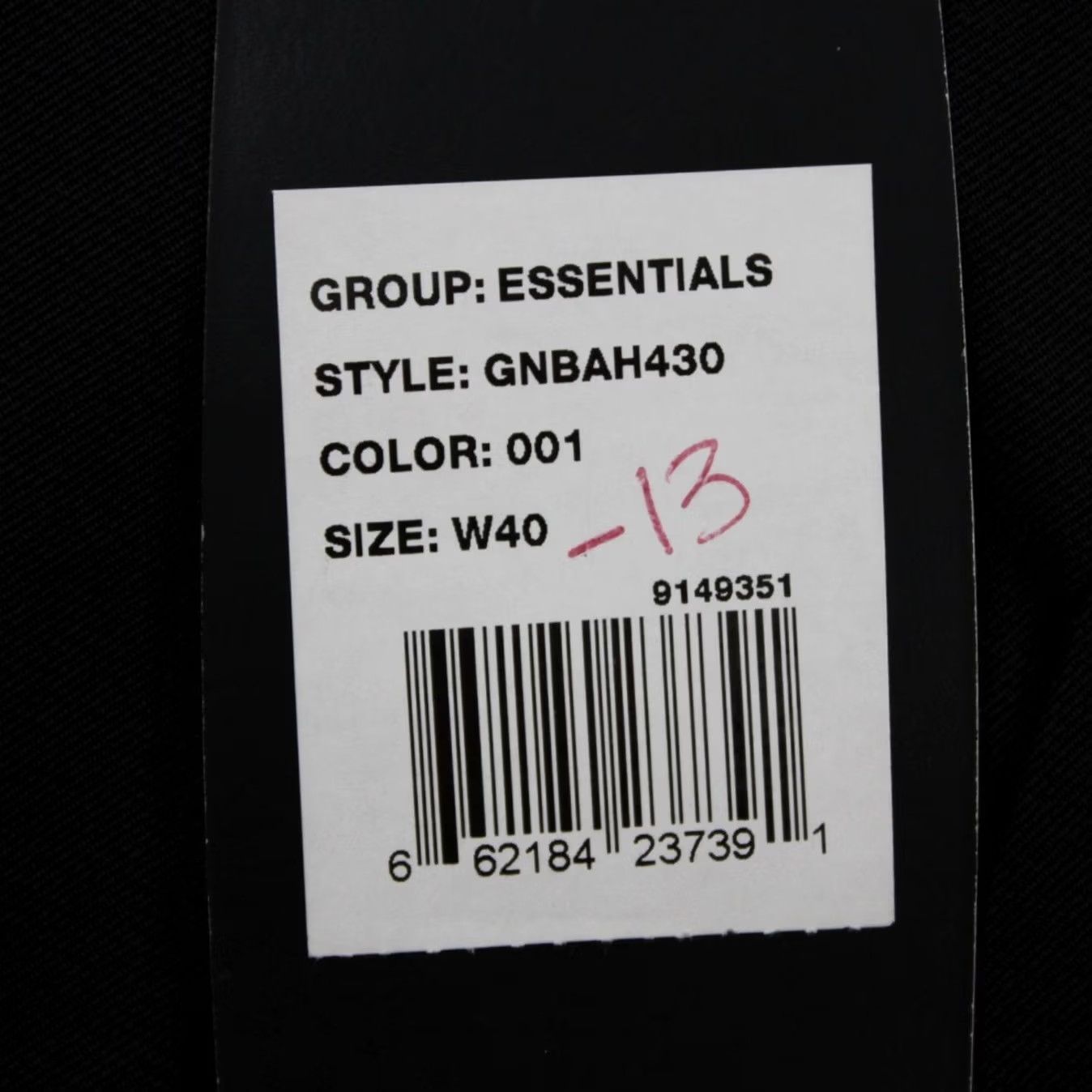 Essentials Greg Norman Essentials Golf Shorts NWT Mens 40 Black Polyester 10" inseam Chino Short Slim? Regular Fit Adults Mens Black Golf Shorts Size US 40 / EU 56 - 7 Thumbnail