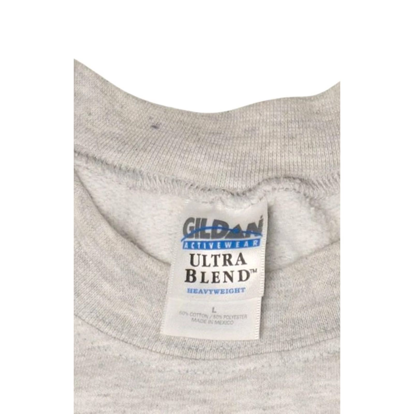 Gildan VINTAGE Gray Kitten In Overall Pocket Sweatshirt Gildan Large Grey Cotton / Polyester Long Sleeve Mens Womens 90s 100 % one-of-a-kind vintage Size US L / EU 52-54 / 3 - 3 Thumbnail