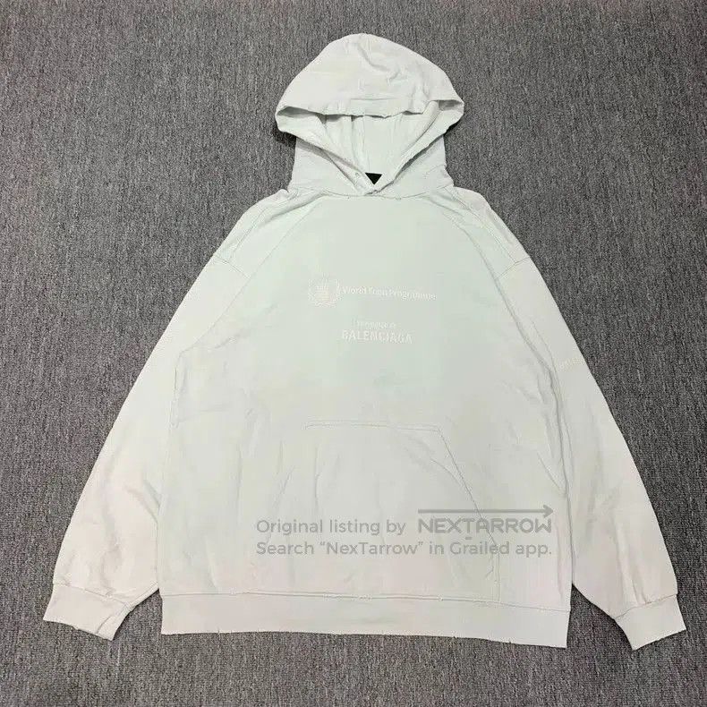 Balenciaga Balenciaga White Green Hoodie Sweatshirt. Size US M / EU 48-50 / 2 - 1 Thumbnail