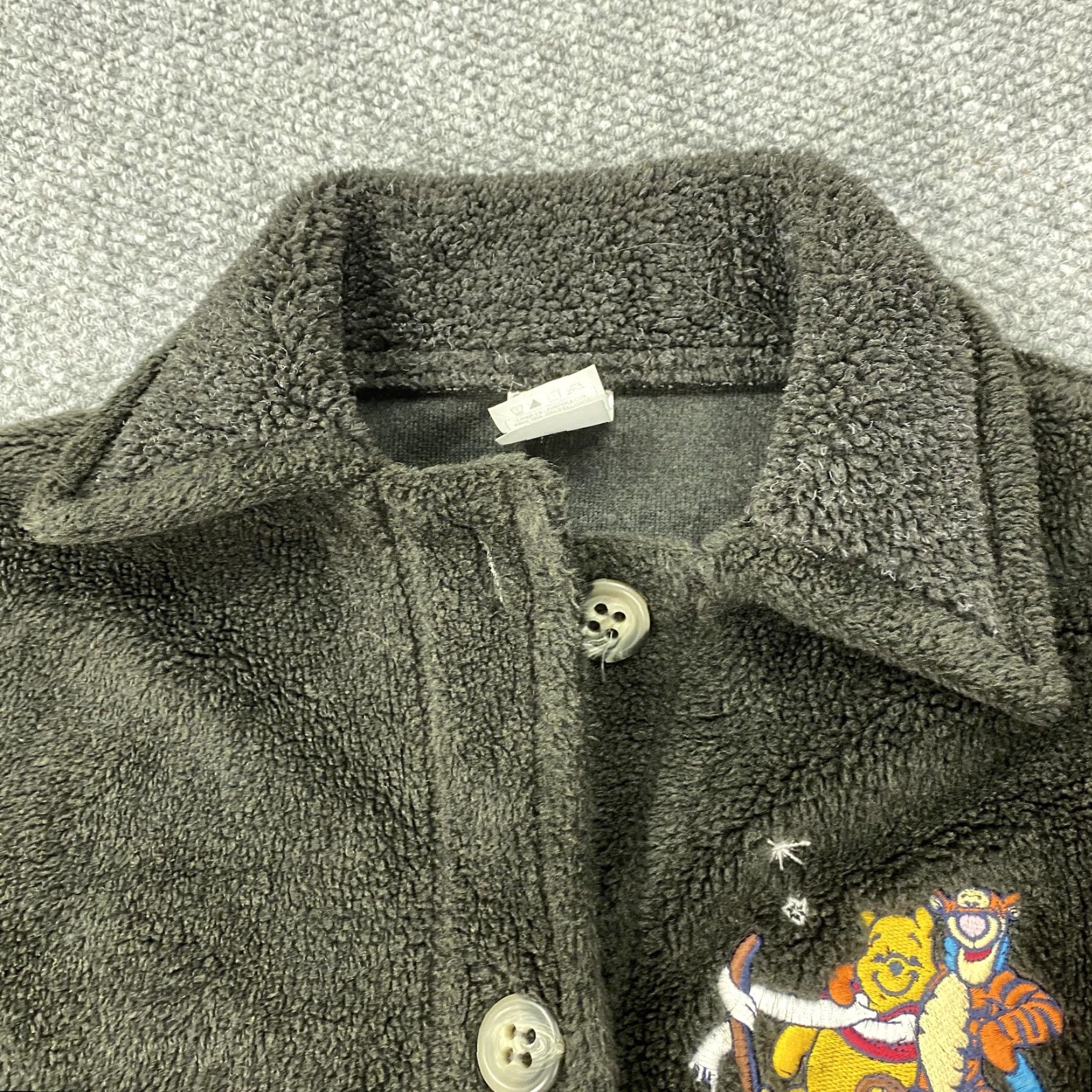 Disney Disney Fleece Jacket Womens L Gray Embroidered Pooh Tigger Button Up Christmas Holiday Jacket Mens? Size L / US 10 / IT 46 - 3 Thumbnail