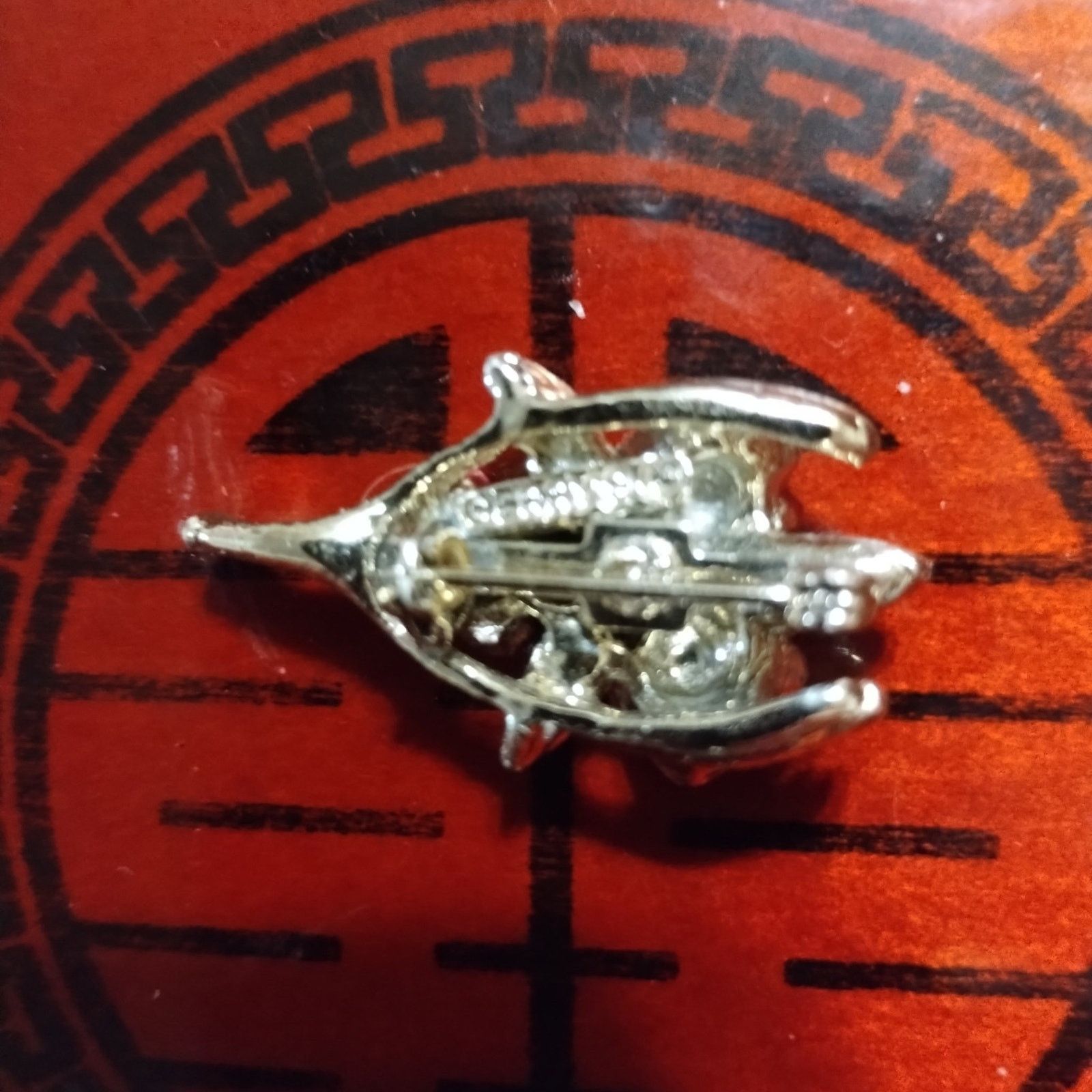 Vintage Beautiful vintage Gerry's Rose brooch~motorcycle vest Size ONE SIZE - 2 Thumbnail