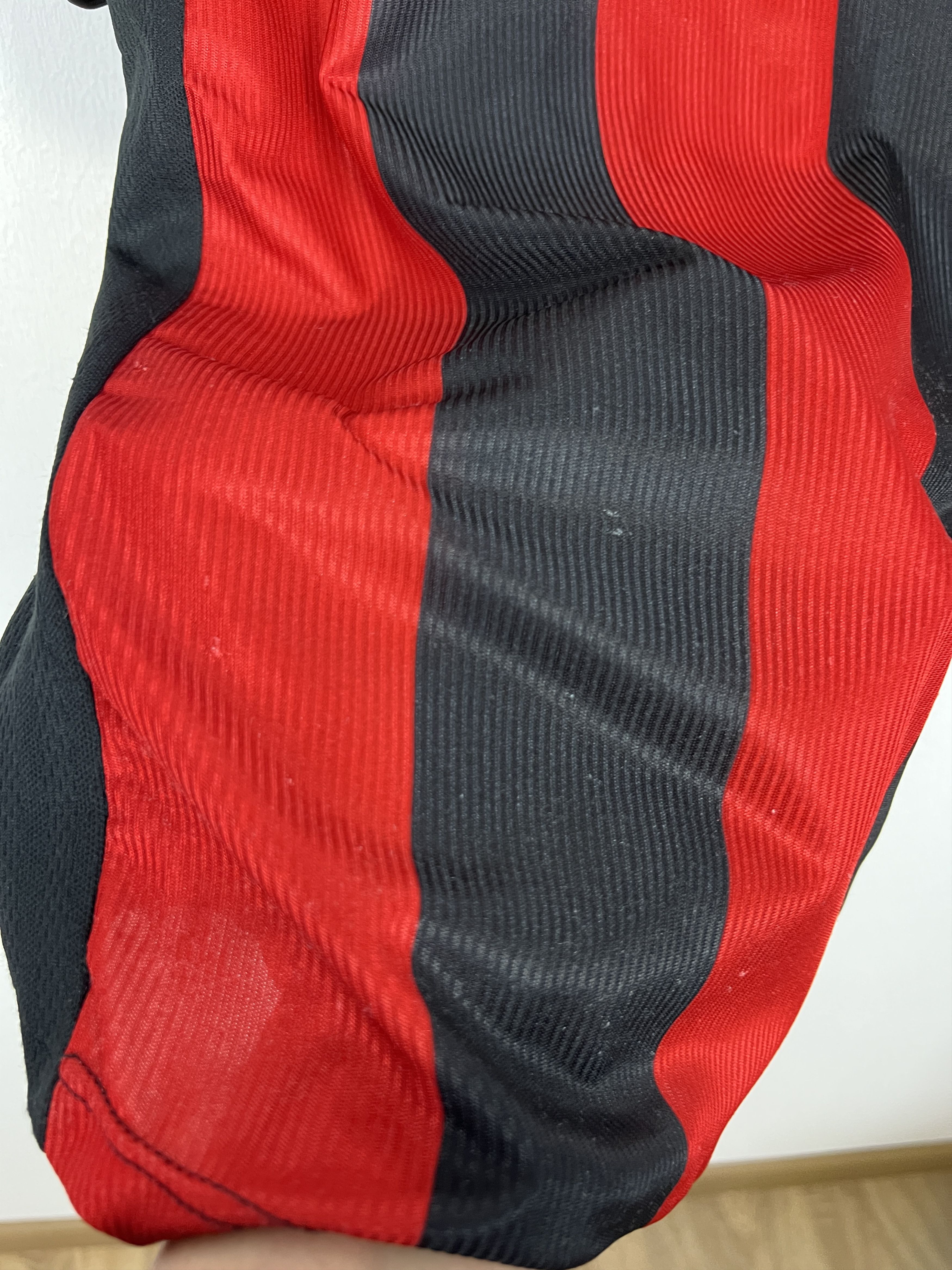 Adidas AC Milan Home football shirt 1998 Soccer Adidas Maglia Mens Size US S / EU 44-46 / 1 - 13 Thumbnail