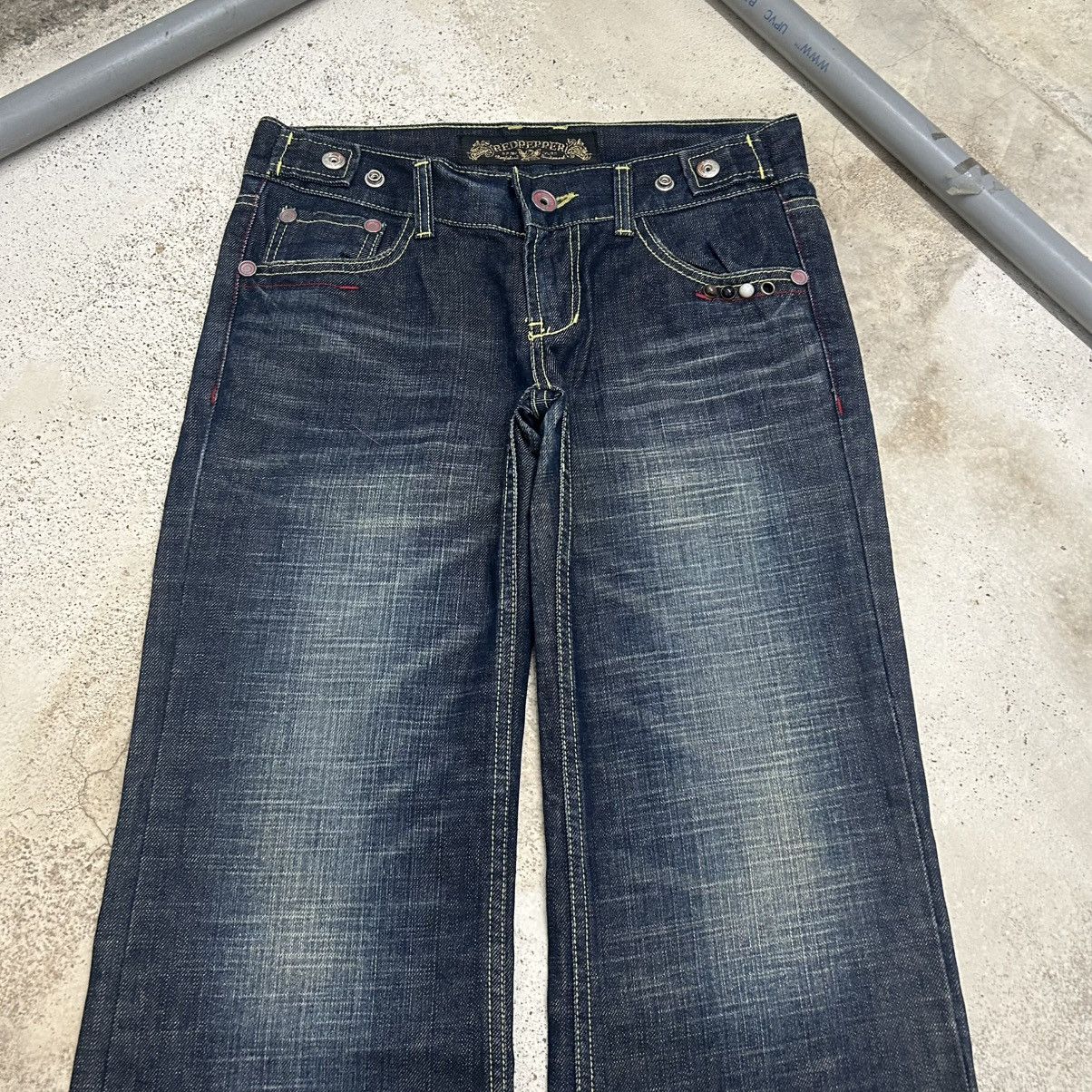 Hysteric Glamour Flare Red pepper embroidered wide leg blue jeans Size 30" / US 8 / IT 44 - 3 Thumbnail