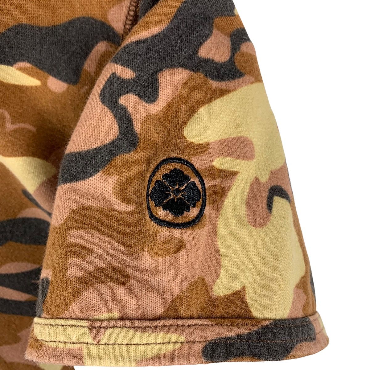Evisu × Japanese Brand Vintage YAMANE By EVISU camouflage full print tee Size US M / EU 48-50 / 2 - 8 Thumbnail