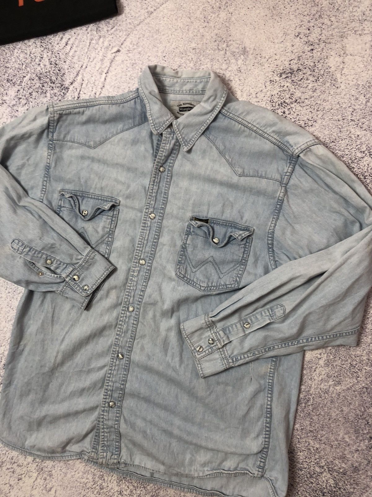 Vintage Men’s shirt Wrangler size Xl vintage made in usa y2k Size US XL / EU 56 / 4 - 2 Thumbnail