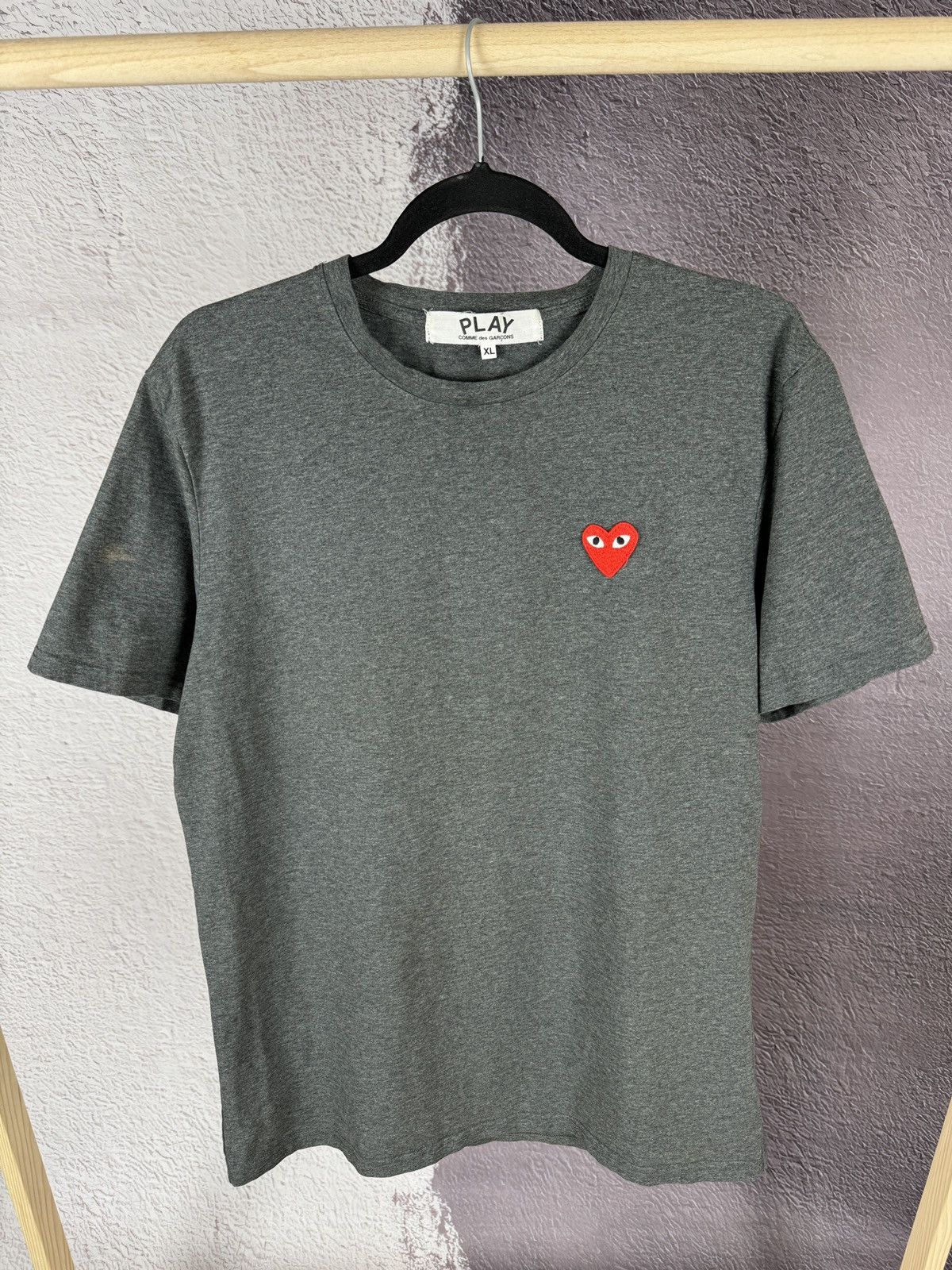 Comme des Garcons PLAY Play Comme des Garçons heart basic grey tee shirt Size US XL / EU 56 / 4 - 2 Thumbnail