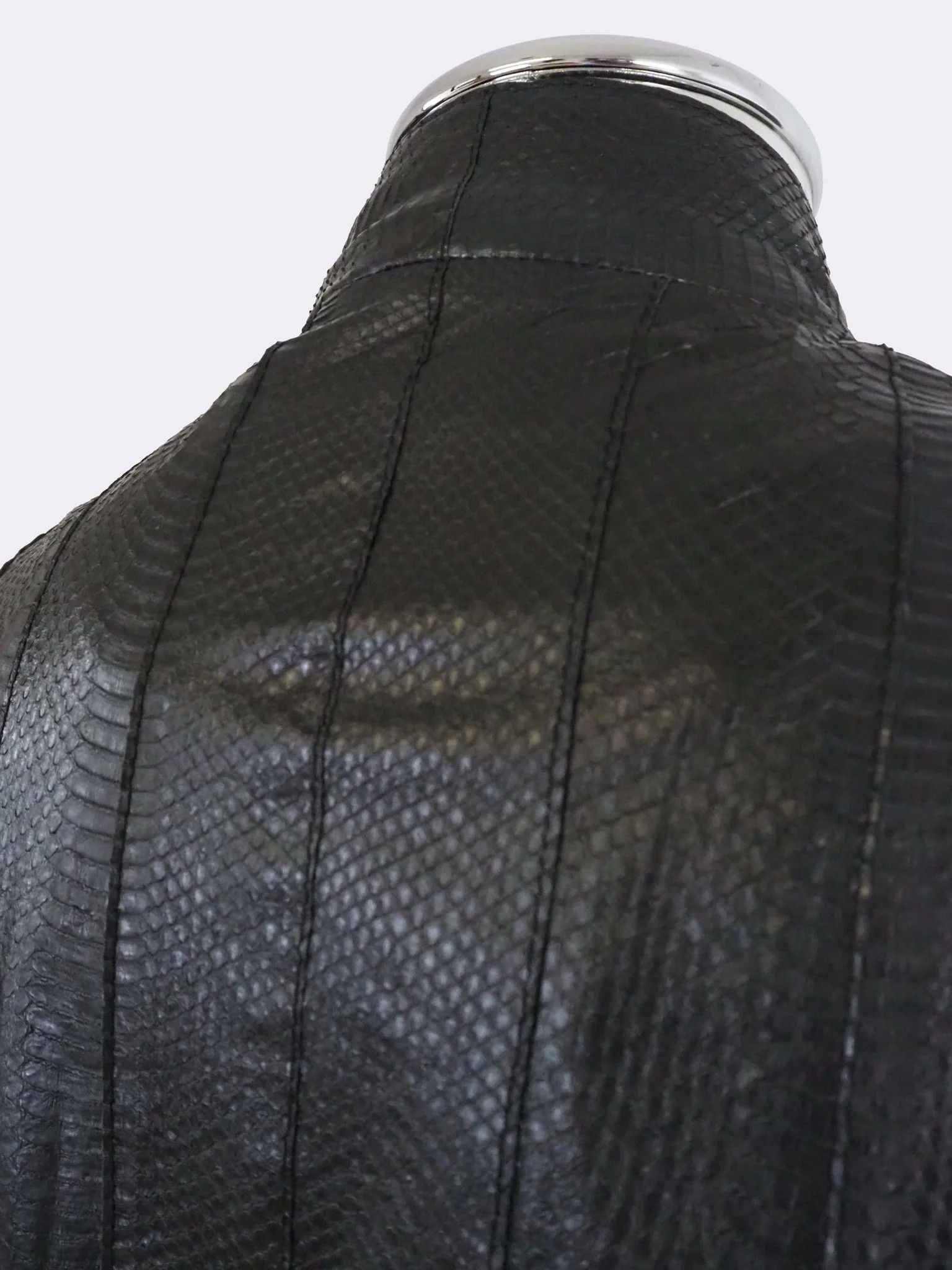 Hugo Boss Hugo Boss Black Snakeskin Leather Jacket $3950 Size US M / EU 48-50 / 2 - 8 Thumbnail
