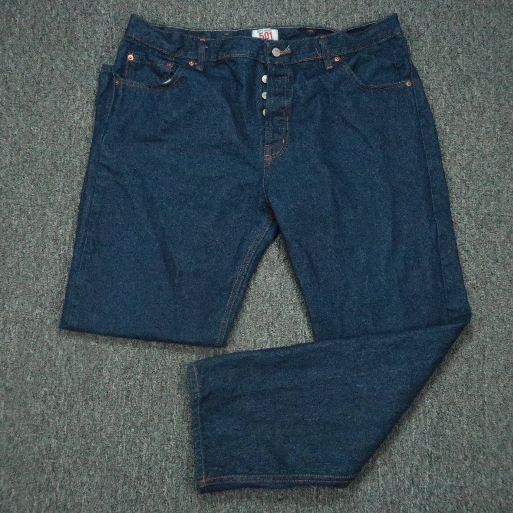 Levi's VINTAGE Levi's 501 Jeans Mens 40x31 Dark Blue Button Fly 5-Pocket Denim Cotton Regular Straight Blue Mens US 501 Series Size US 40 / EU 56 - 2 Thumbnail