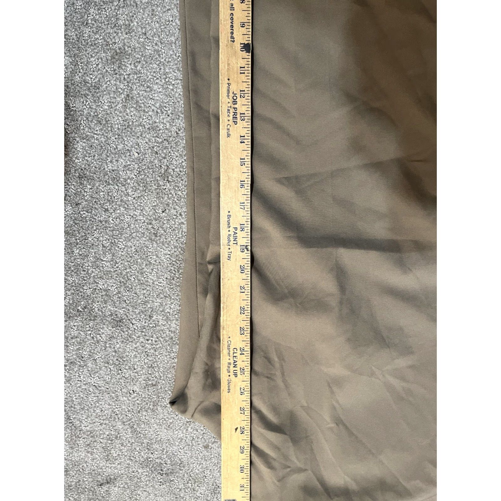 Haggar Haggar Pants Classic Fit 44x30 Brown Men Size 44 Polyester Front Pleated Zip Waist Adjustable No-Iron Canvas Vintage: No Size US 44 / EU 60 - 6 Thumbnail