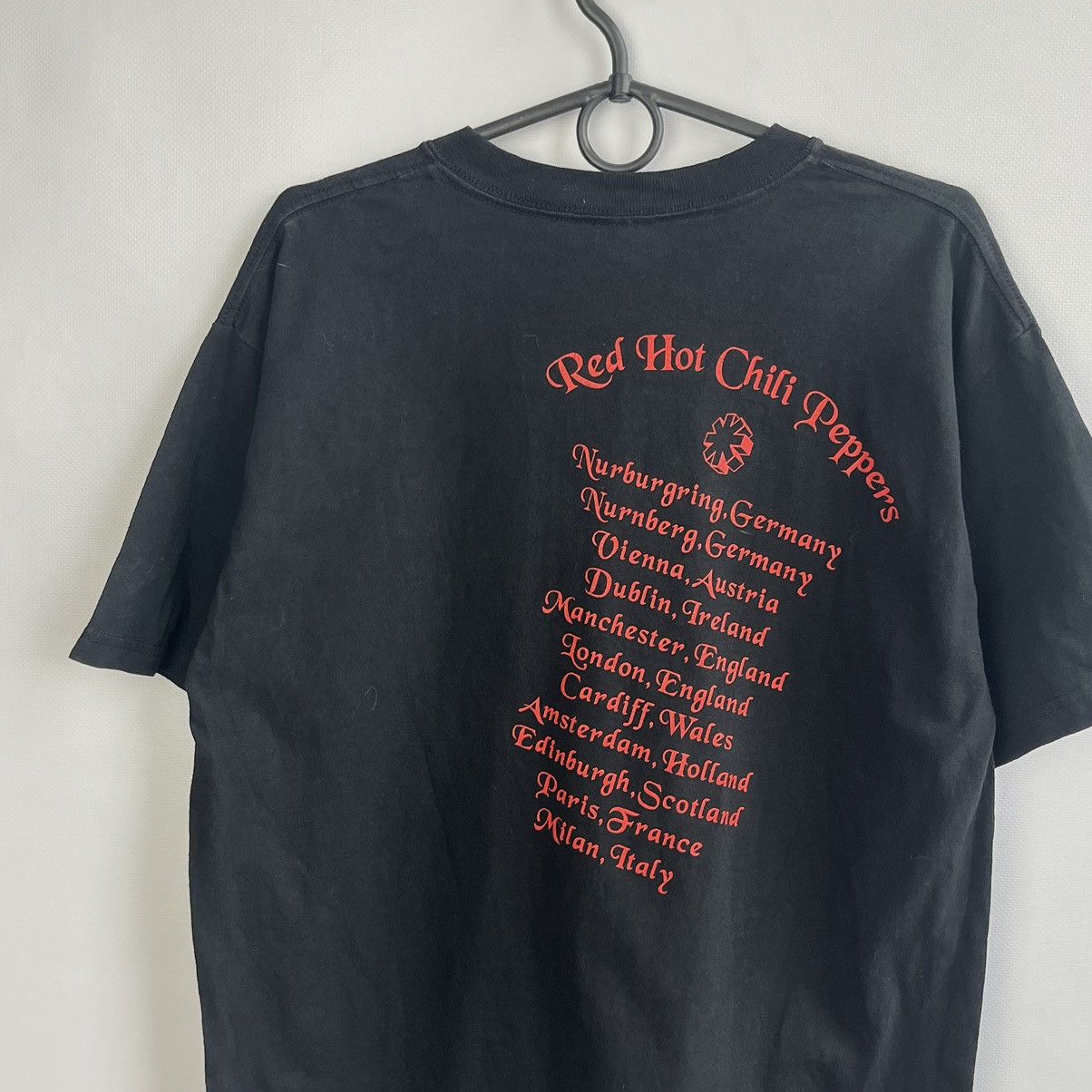Band Tees × Vintage Vintage 00s Red Hot Chili Peppers Europe T-Shirt Size US M / EU 48-50 / 2 - 7 Thumbnail