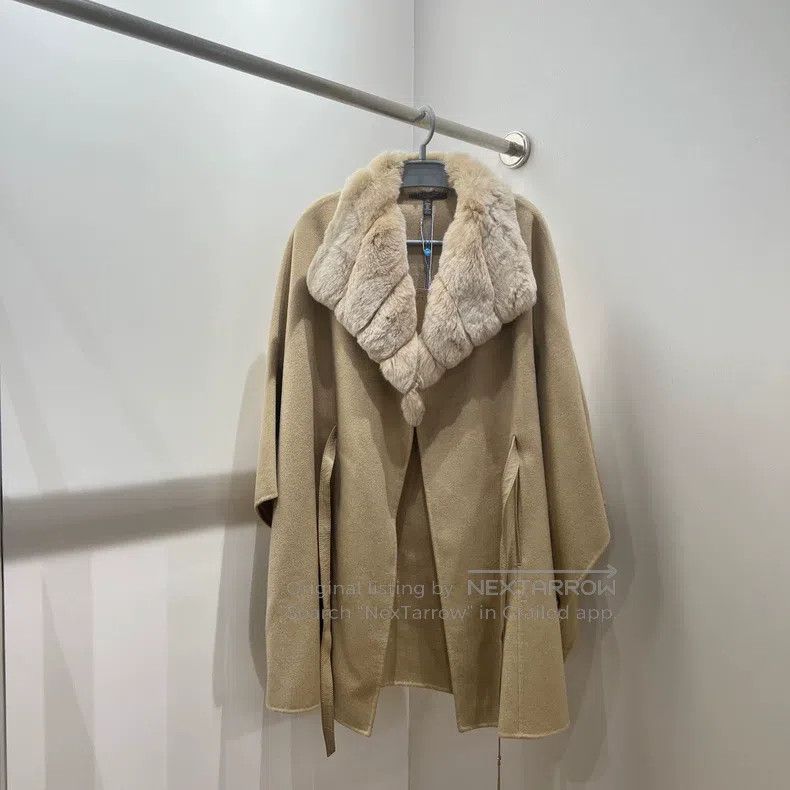 Loro Piana Loro Piana Beige Miffy cashmere poncho Size M / US 6-8 / IT 42-44 - 1 Thumbnail