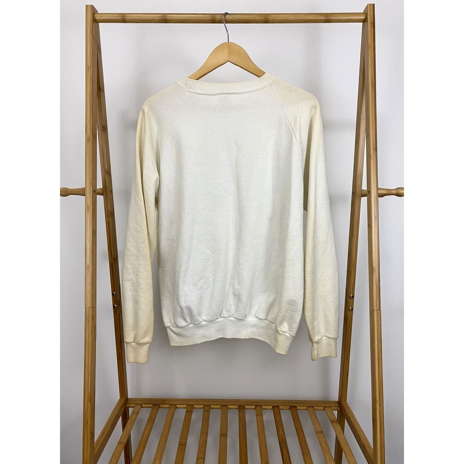 Vintage VTG 80s UNCC Charlotte 49er Pre-Law Society Raglan Crewneck Sweatshirt XL Men White/Cream Belton Crewneck Sweatshirt 80s Theme Size US XL / EU 56 / 4 - 3 Thumbnail