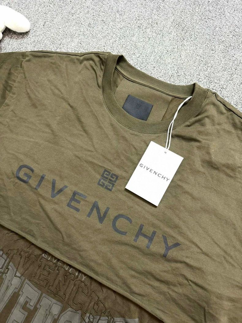 Givenchy Givenchy Military Green Logo Letter Printed Layered Fake T Size US M / EU 48-50 / 2 - 2 Thumbnail