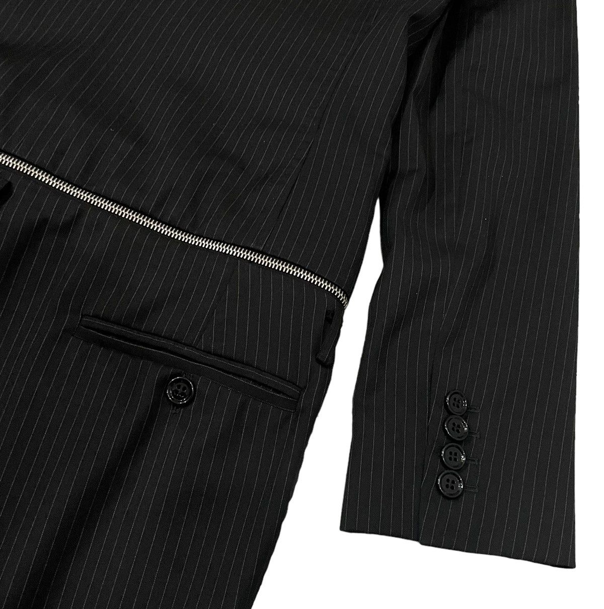 Dolce & Gabbana Runway Dolce & Gabbana Pinstripe Jumpsuit Size S / US 4 / IT 40 - 19 Thumbnail
