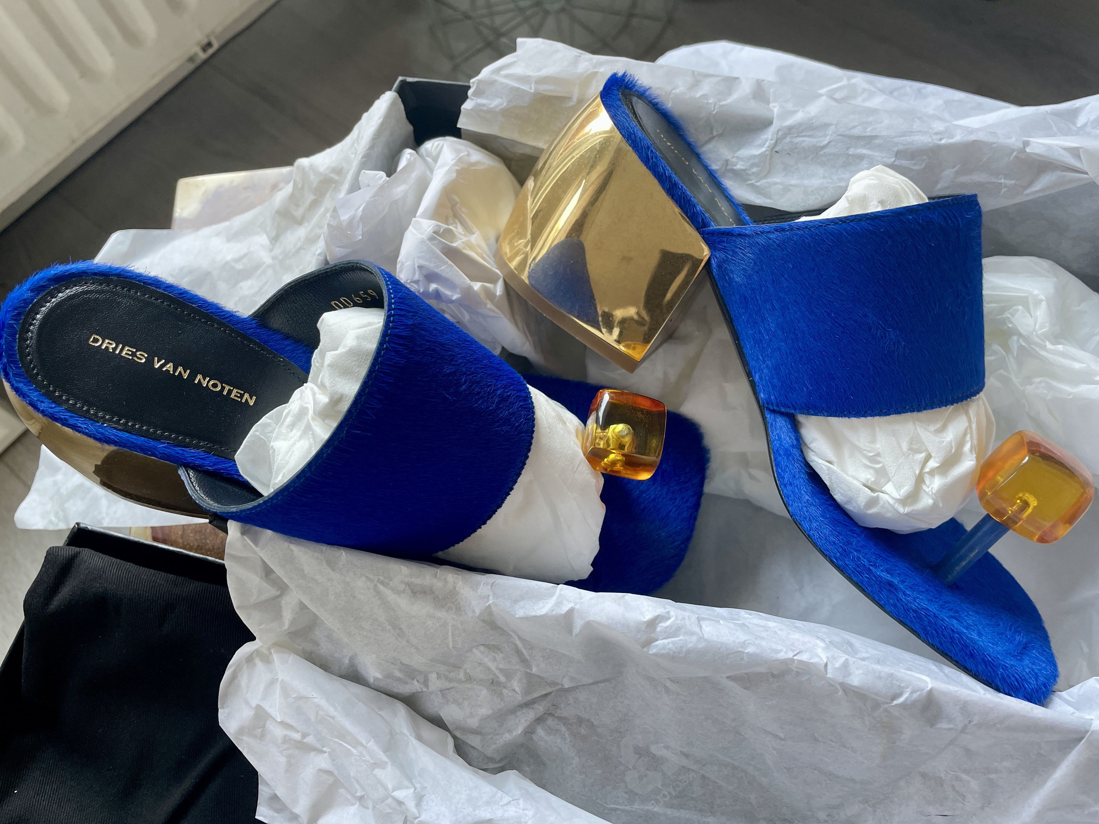 Dries Van Noten Dries Van Noten Embellished Mules/Sandals Size US 6 / IT 36 - 2 Thumbnail
