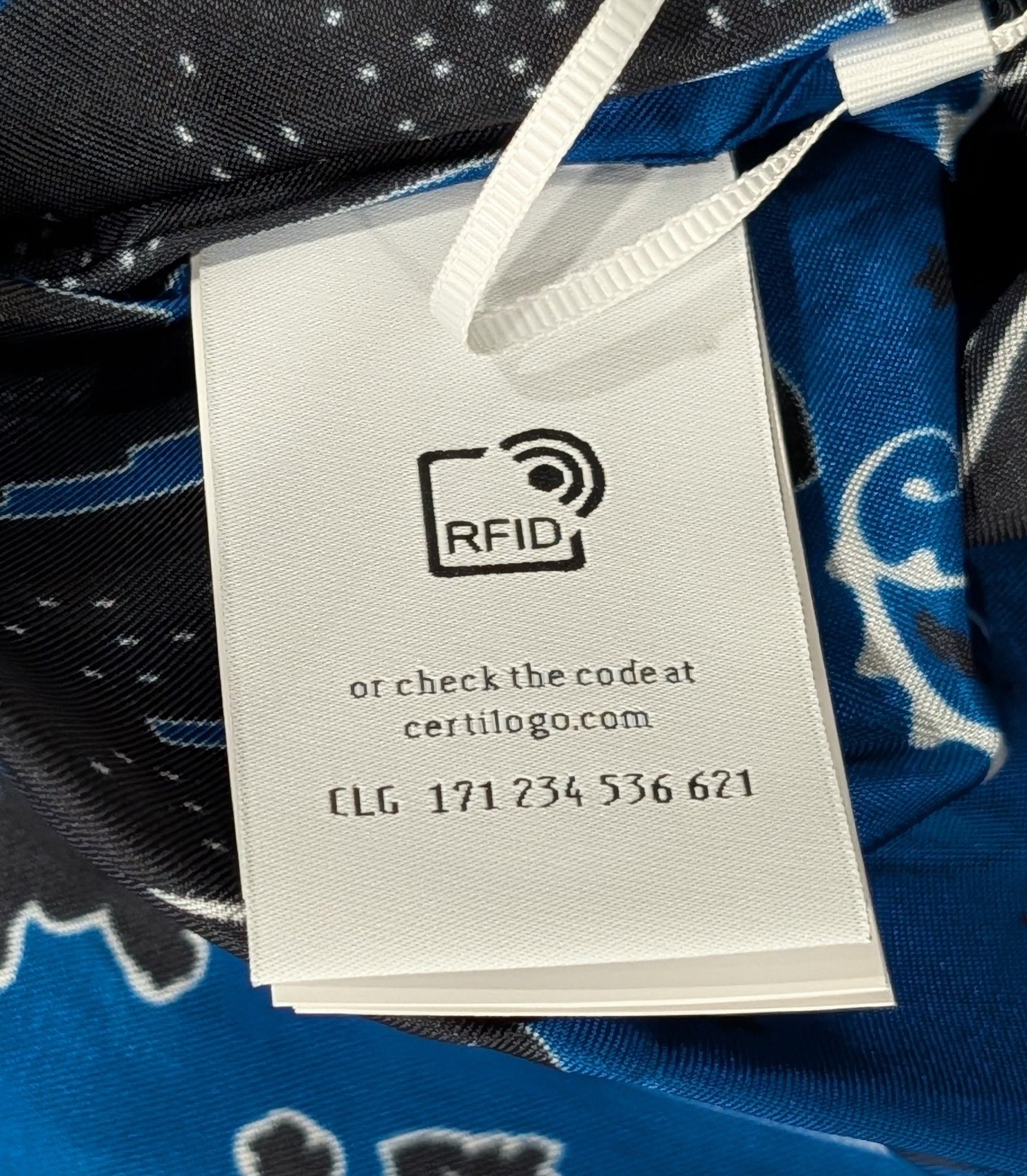Off-White Off-White Bandana Satin Button Up Shirt Blue/Multi Medium Size US M / EU 48-50 / 2 - 12 Thumbnail