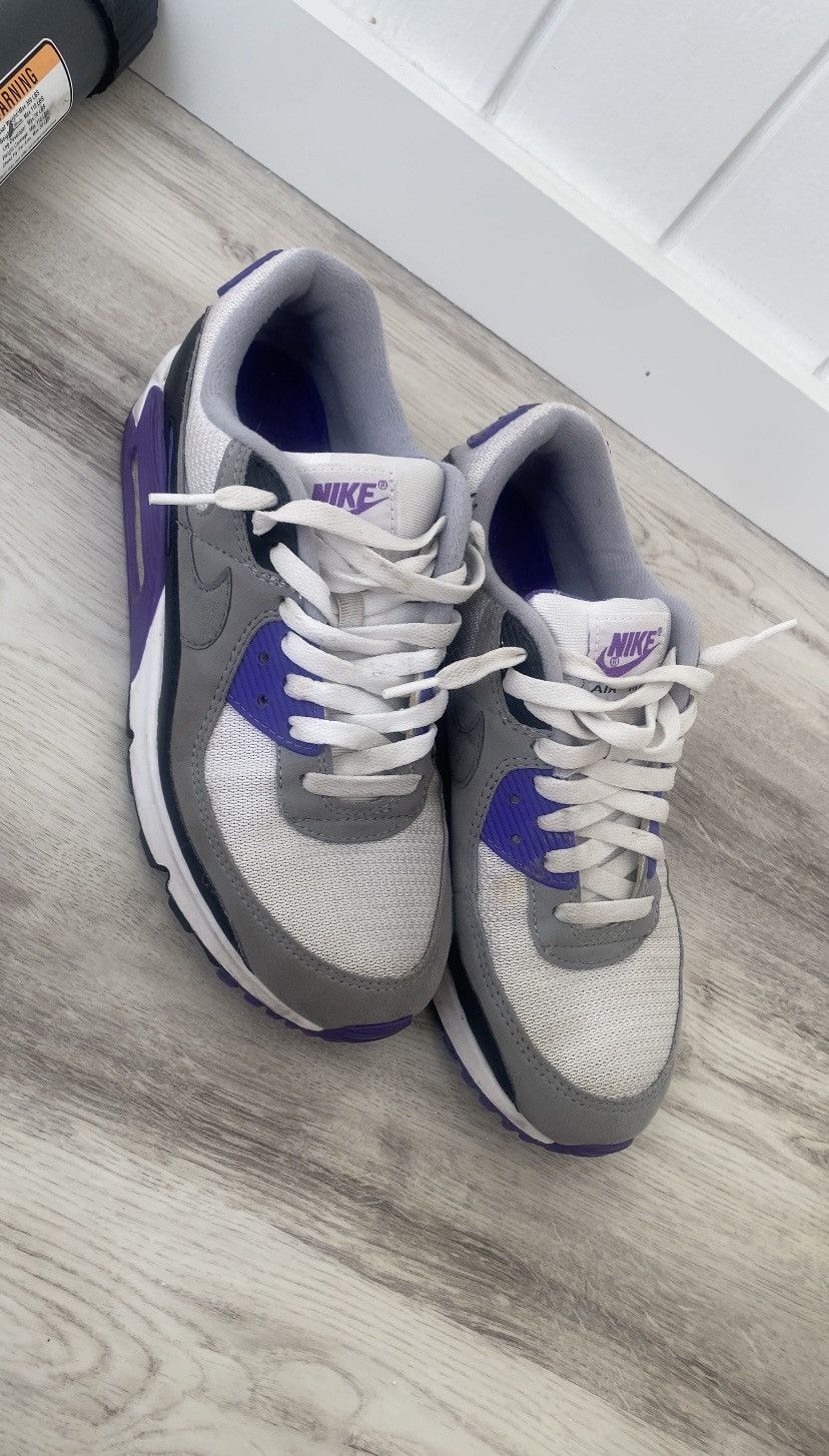 Nike Air Max 90 Size US 8.5 / EU 41-42 - 3 Thumbnail