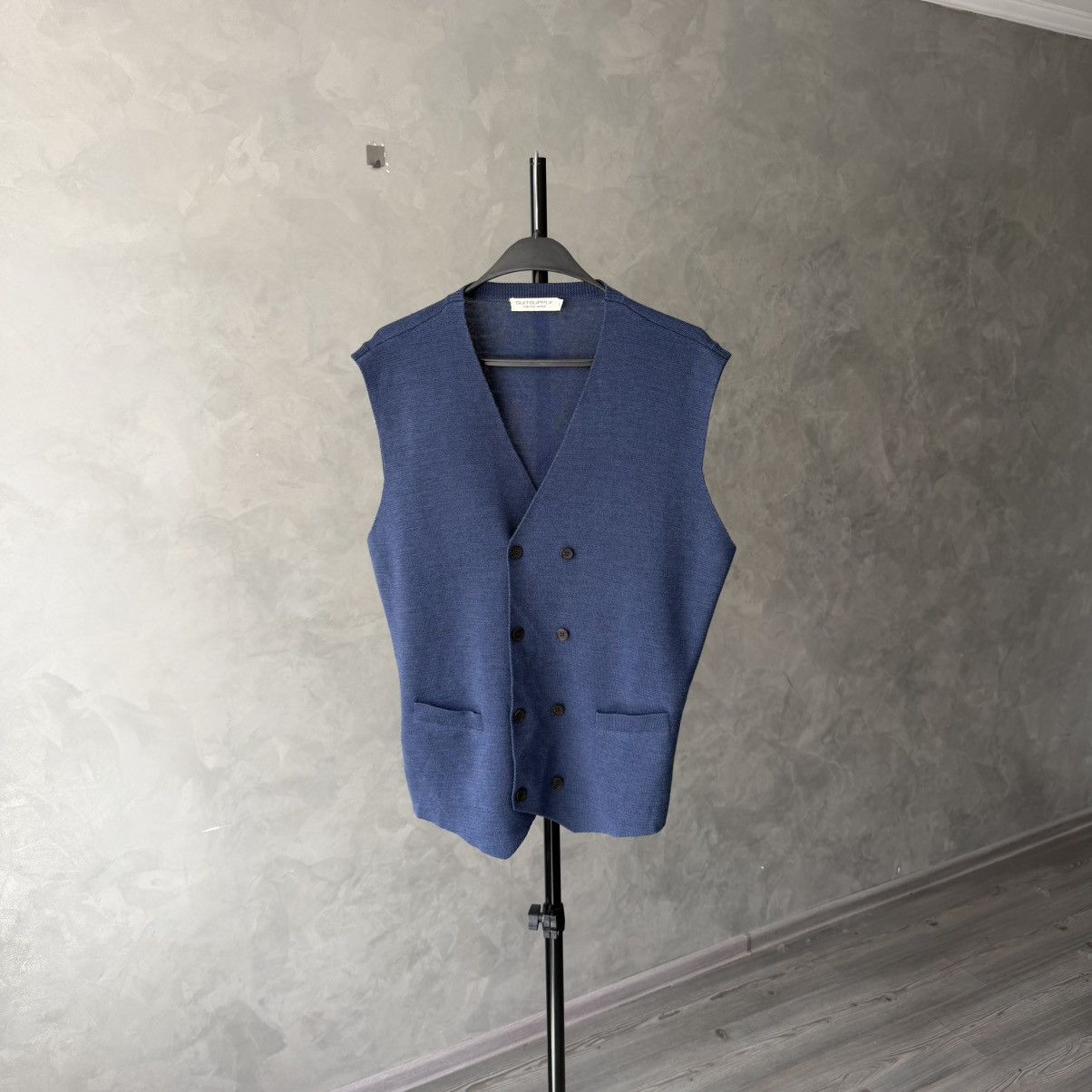 Suitsupply Suitsupply Merino Wool Double Breasted Vest / Waistcoat L Size US L / EU 52-54 / 3 - 2 Thumbnail