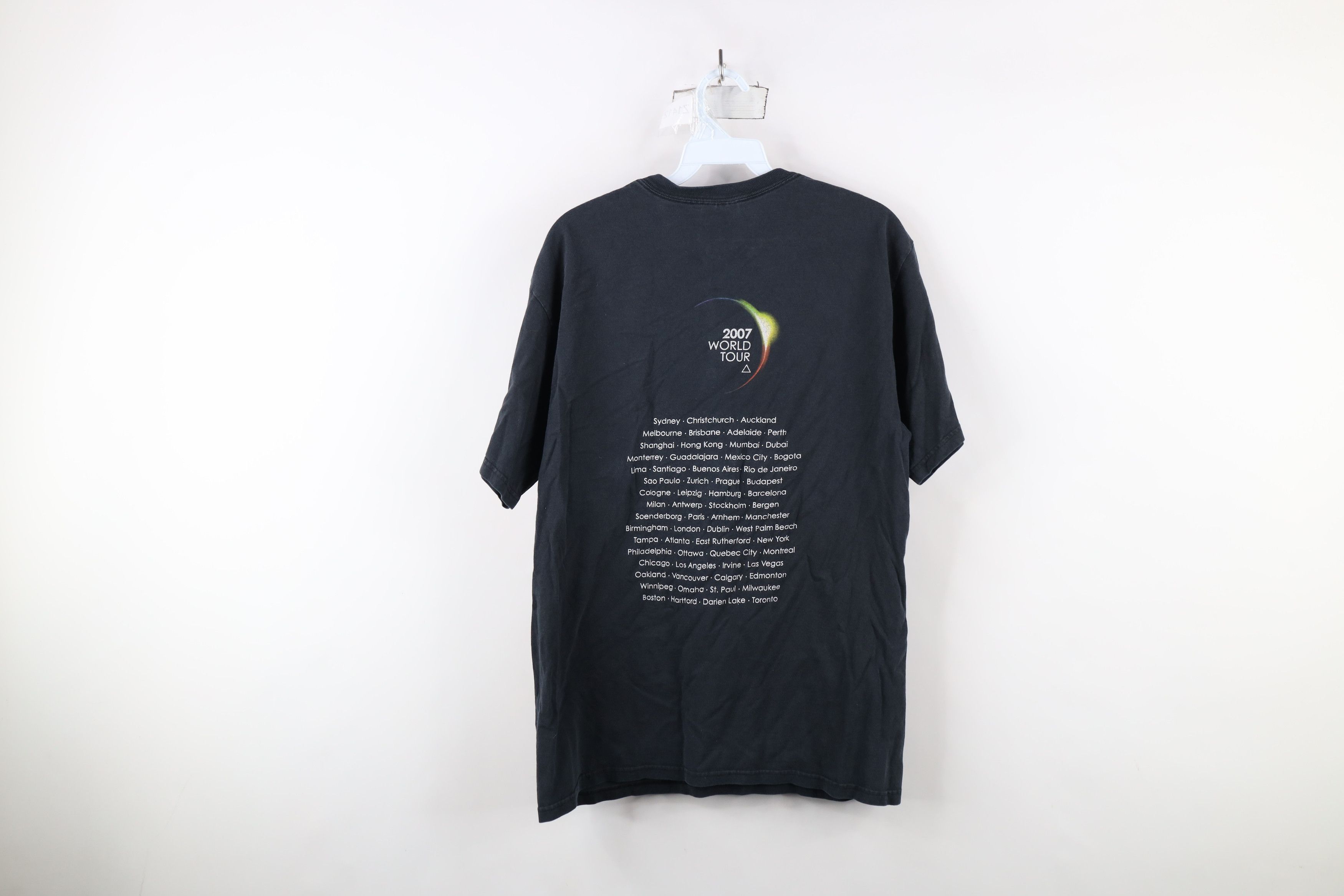 Vintage Vintage Y2K 2007 of the Moon Roger Waters Pink Floyd T-Shirt Size US M / EU 48-50 / 2 - 9 Thumbnail