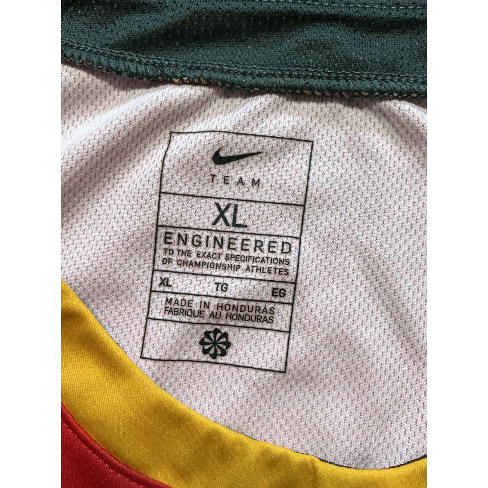 Nike VINTAGE Nike Engineered Paraclete High School Spirits Lancaster Basketball Jersey XL Mens Red Spirit 24 90s Size US XL / EU 56 / 4 - 7 Thumbnail