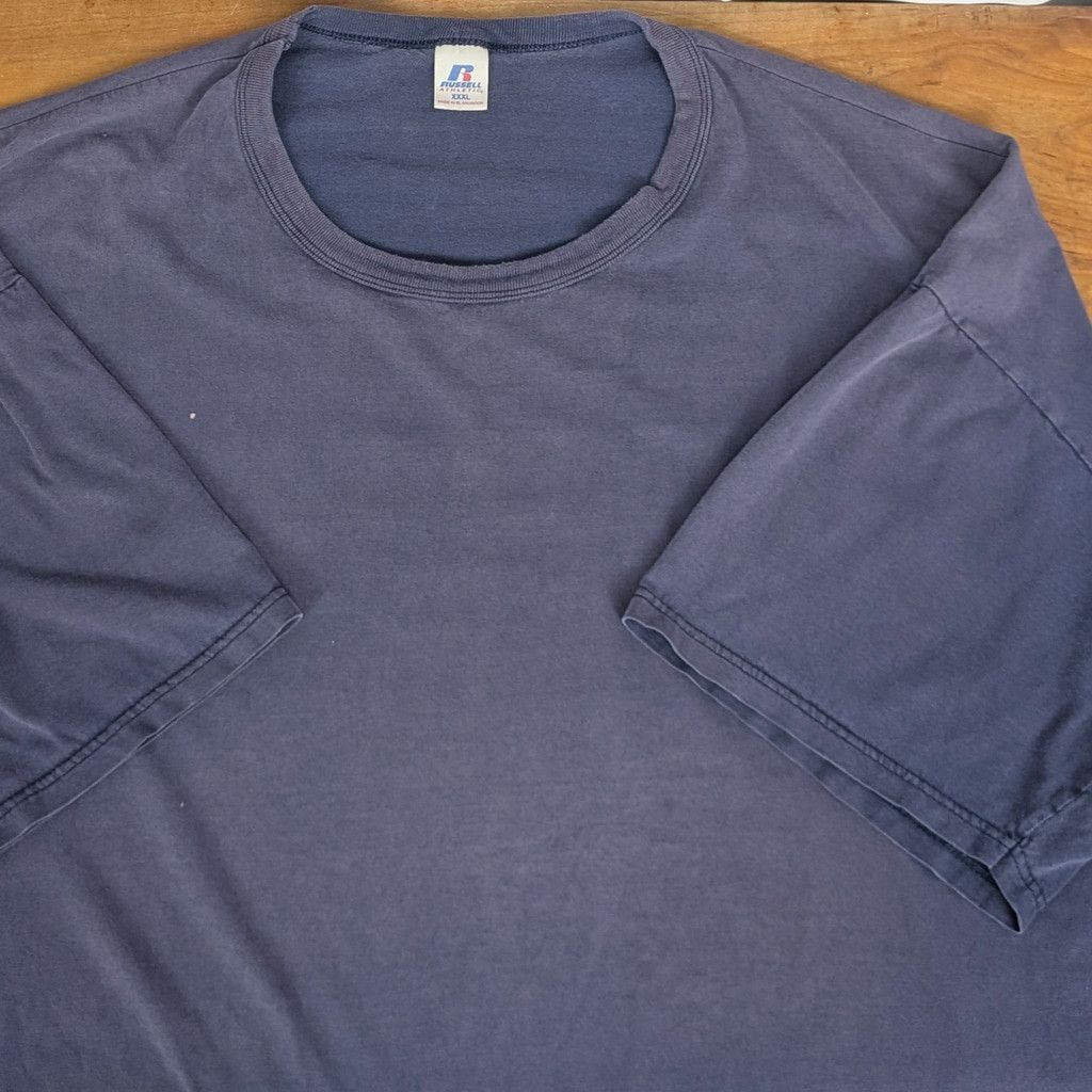Russell Athletic Vintage Distressed XXXL Russel T-Shirt Size US XXL / EU 58 / 5 - 1 Thumbnail