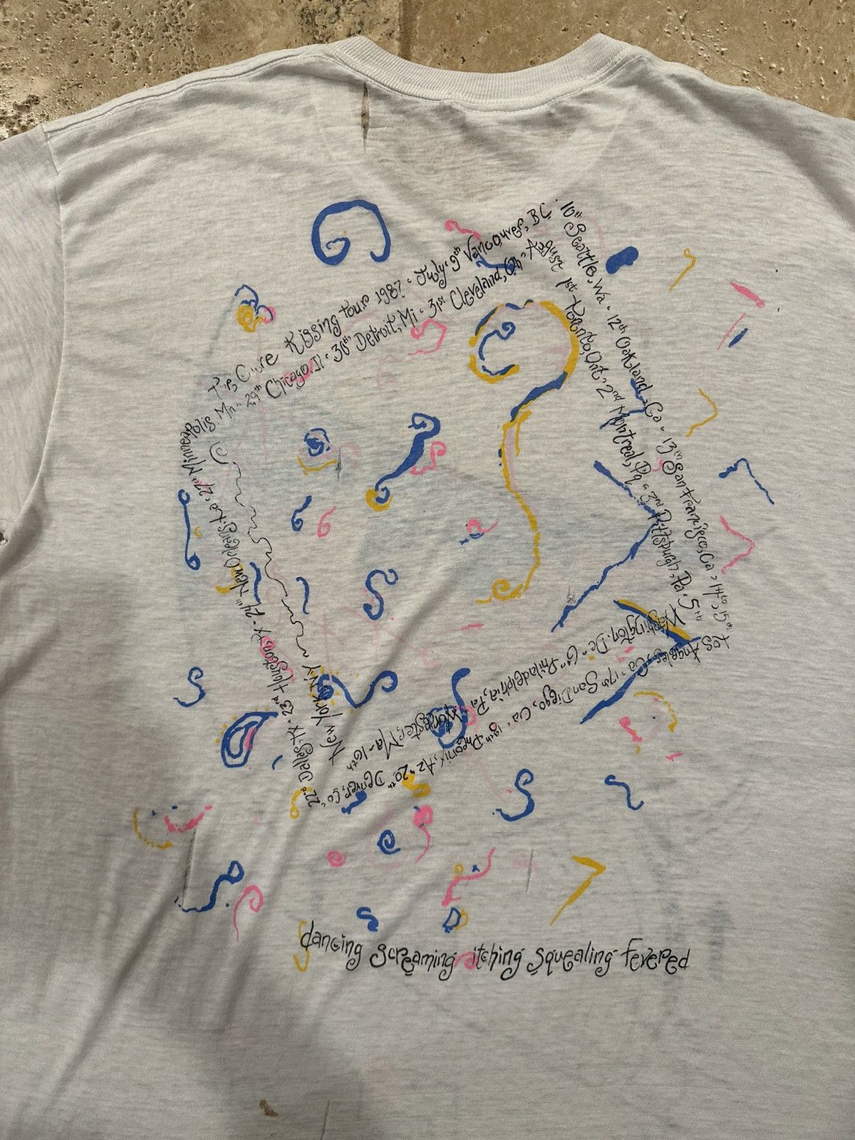 Band Tees Vintage The Cure 1987 Kissing Concert Tour White T-Shirt Size US XL / EU 56 / 4 - 14 Thumbnail