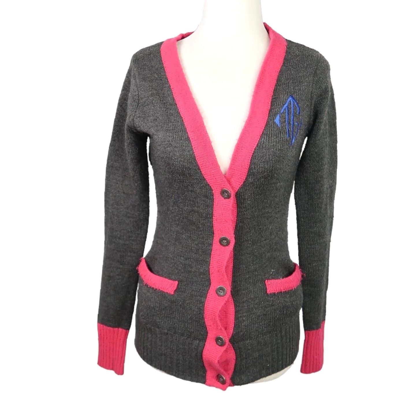 Vintage VINTAGE Tommy Girl Cardigan Shirt Women S Charcoal Grey Pink Knit Acrylic Embroidered Logo Fitted Long Sleeve 23" Size S / US 4 / IT 40 - 2 Thumbnail