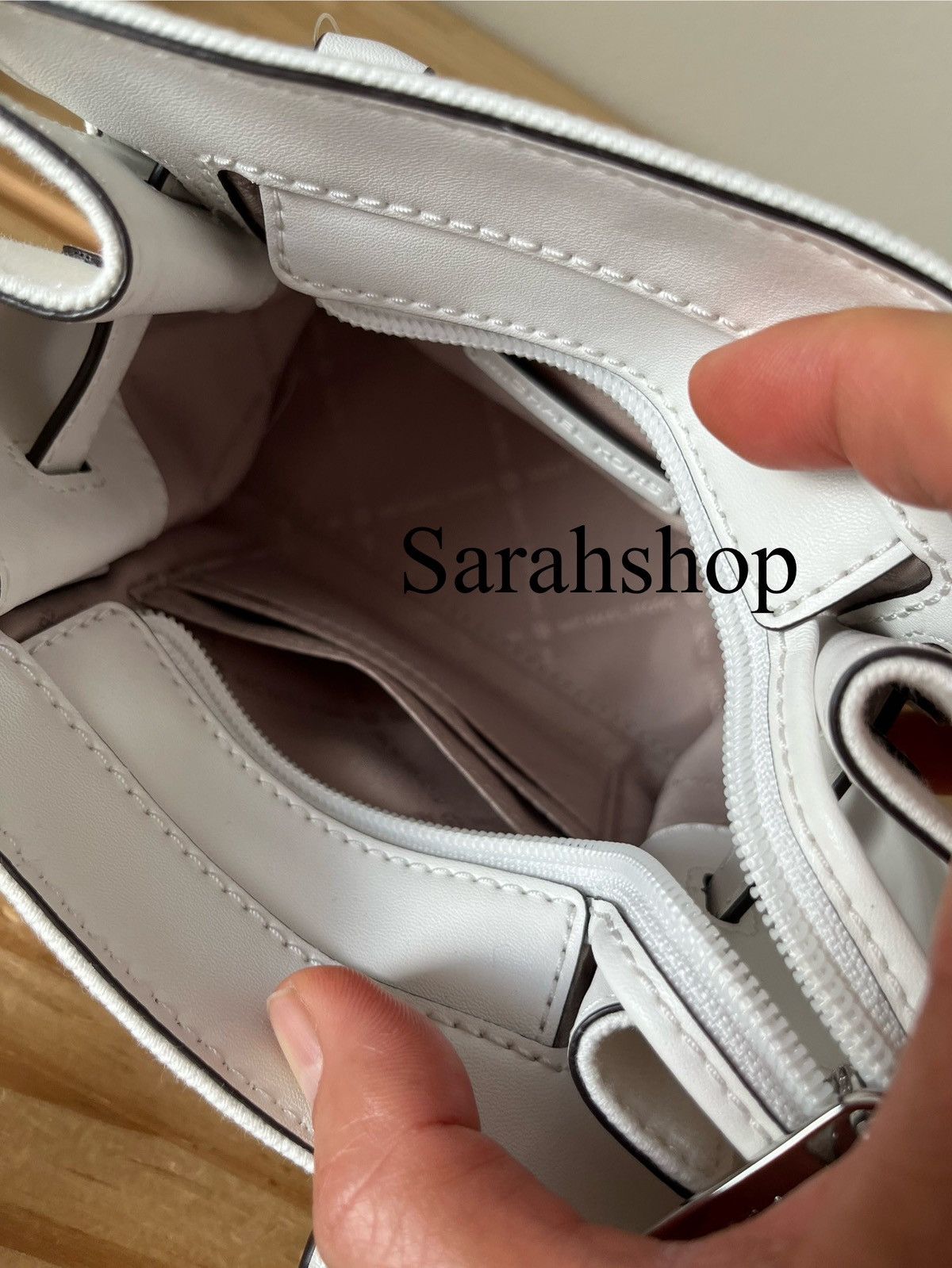 Michael Kors Michael Kors Purse Size ONE SIZE - 10 Thumbnail
