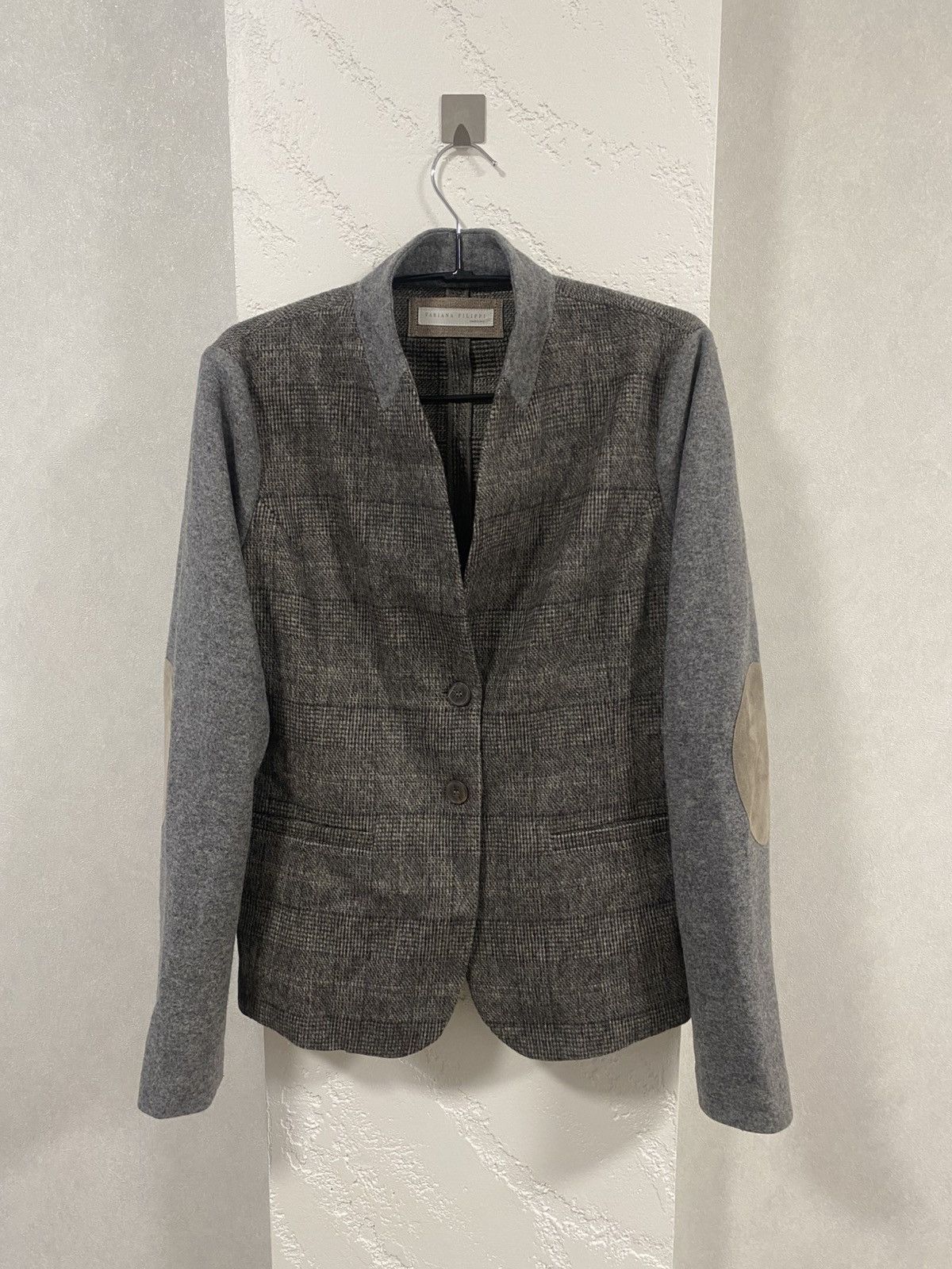 Fabiana Filippi Fabiana Filippi Wool Cashmere Luxury Blazer Size: 44/M Size M / US 6-8 / IT 42-44 - 1 Thumbnail