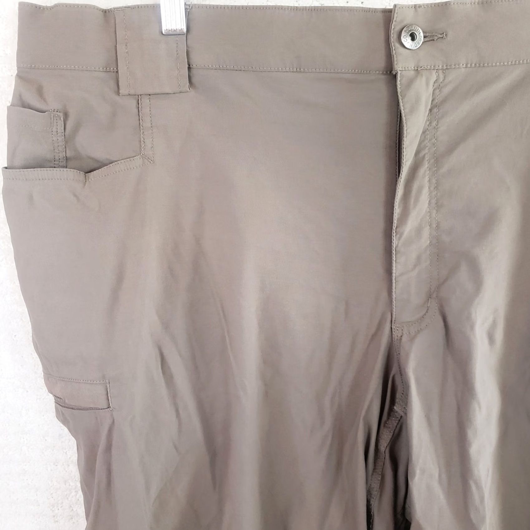Vintage Duluth Trading Dry on the Fly Cargo Shorts Men 46"x11" Brown Nylon Spandex Size US 30 / EU 46 - 2 Thumbnail