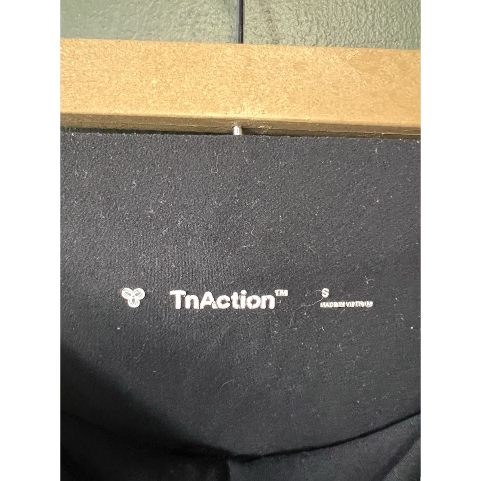 Vintage TnAction Womens Black Leggings Flared Size S Yoga Activewear 27 inch Inseam Ladies Flared Ankle Regular Capris? Size 28" / US 6 / IT 42 - 3 Thumbnail