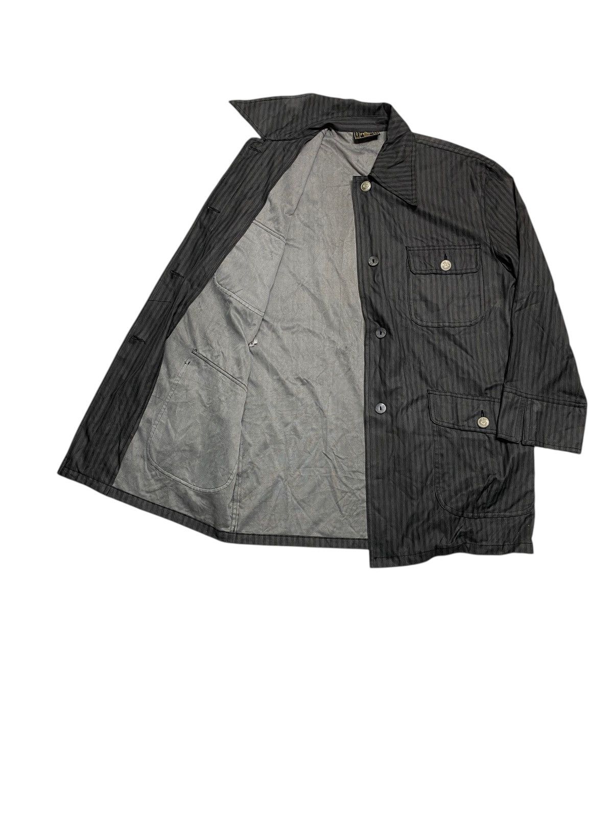 Fendi Vintage Fendi With Utility Pocket Size US M / EU 48-50 / 2 - 5 Thumbnail