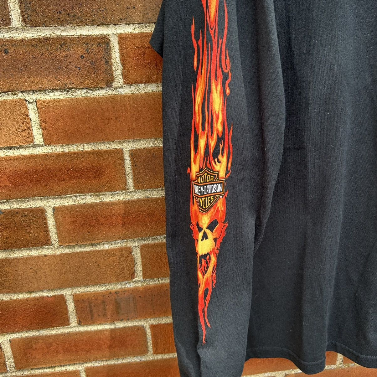 Harley Davidson XL deadstock harley davidson flame logo grunge skull sleeve Size US XL / EU 56 / 4 - 3 Thumbnail