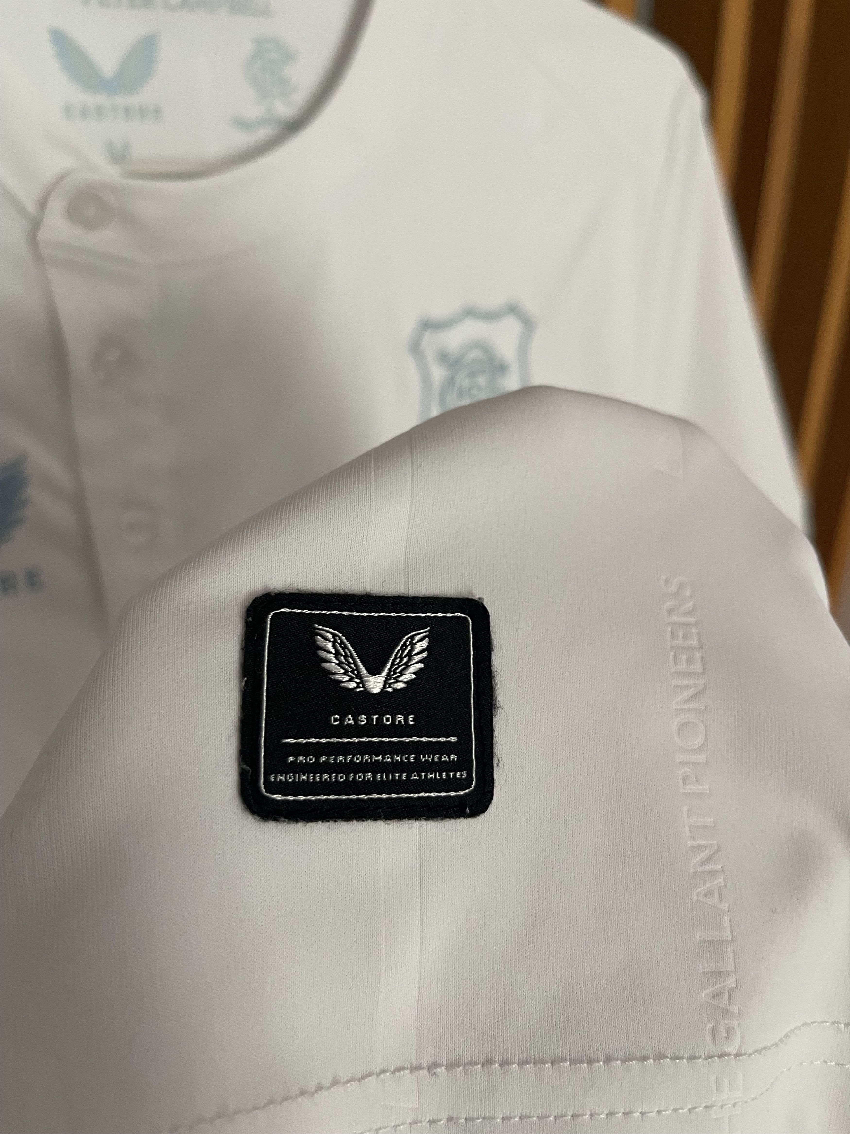 Castore Castore Rangers 150 Years Peter Campbell Shirt M White Size US M / EU 48-50 / 2 - 7 Thumbnail
