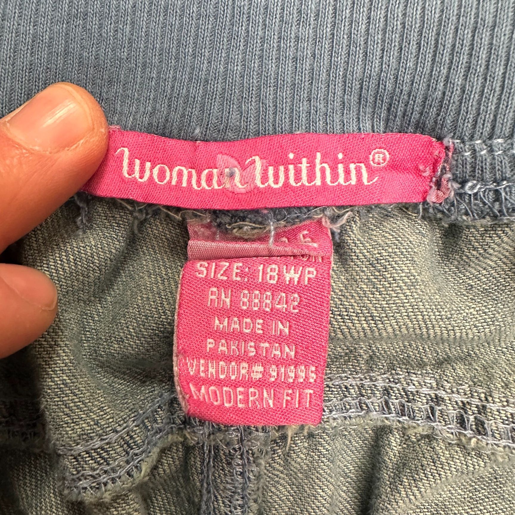 Vintage Woman Within Jeans Women 18W Plus Denim Cargo Straight 35x27 Blue 27in Inseam Size 40" / US 18 - 6 Thumbnail