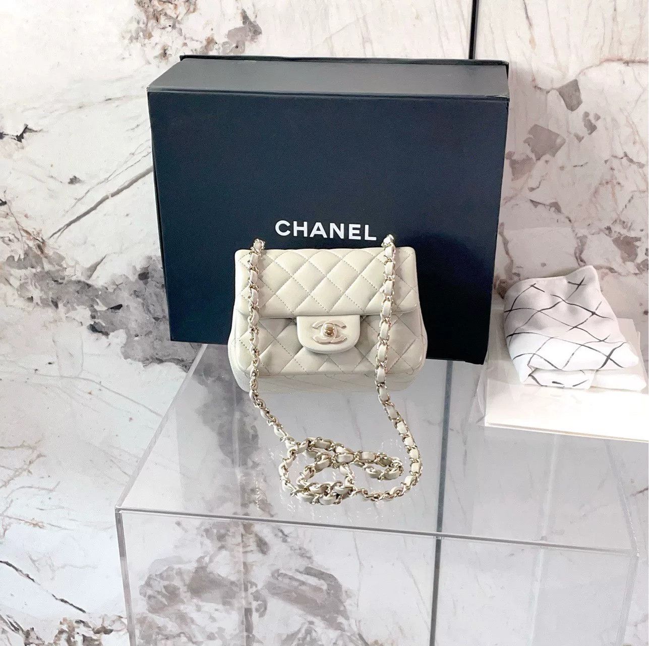 Chanel Pre-loved Bag Very good condition Size ONE SIZE - 1 Thumbnail
