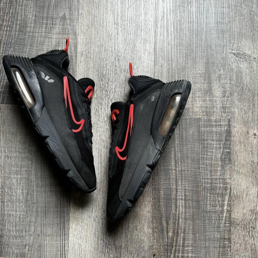 Nike NIKE • Air Max 2090 "Radiant Red" (11.5M) Size US 11.5 / EU 44-45 - 9 Thumbnail