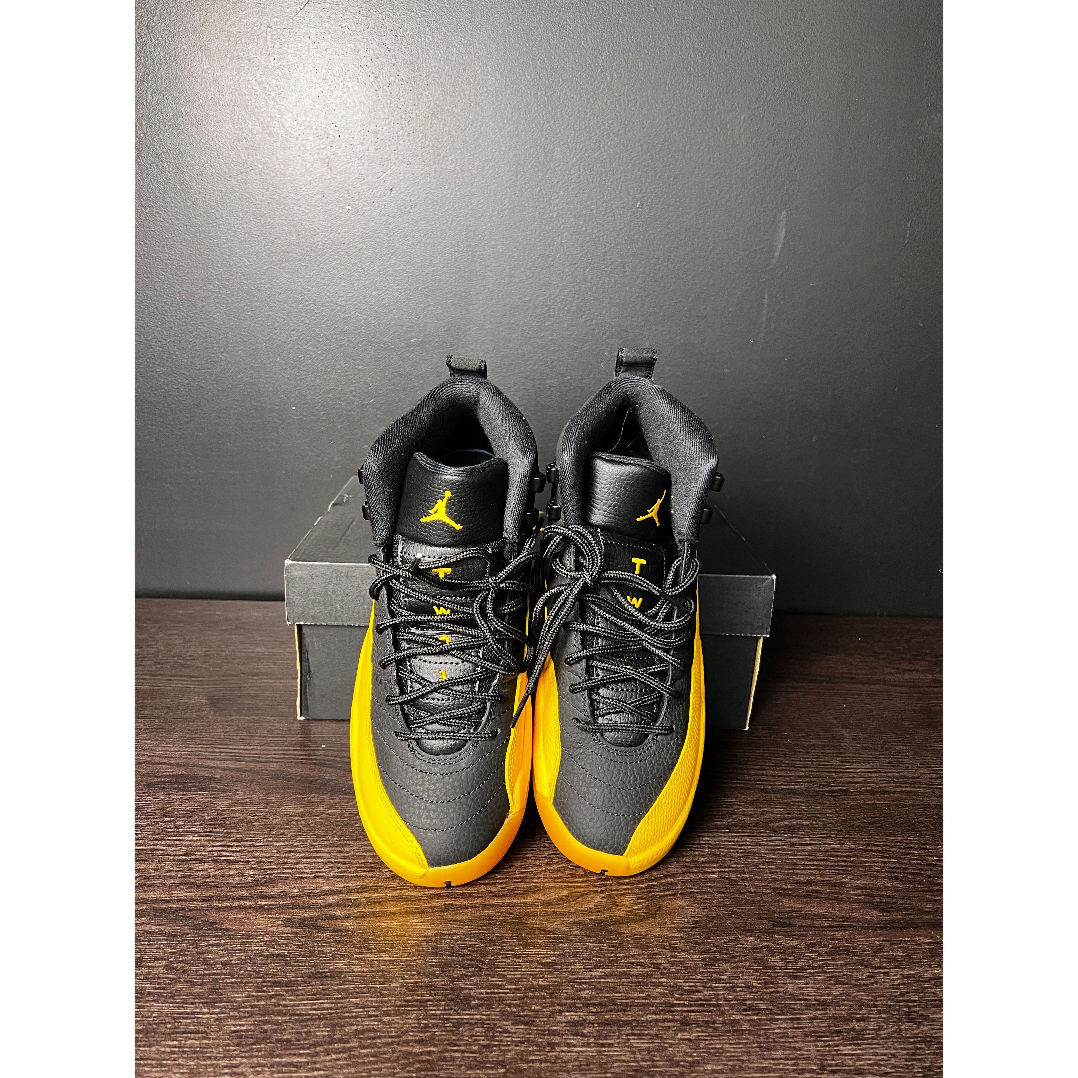 Jordan Brand Air Jordan 12 Retro "University Gold" (GS) **PRE-OWNED** Size US 6.5 / EU 39-40 - 3 Thumbnail