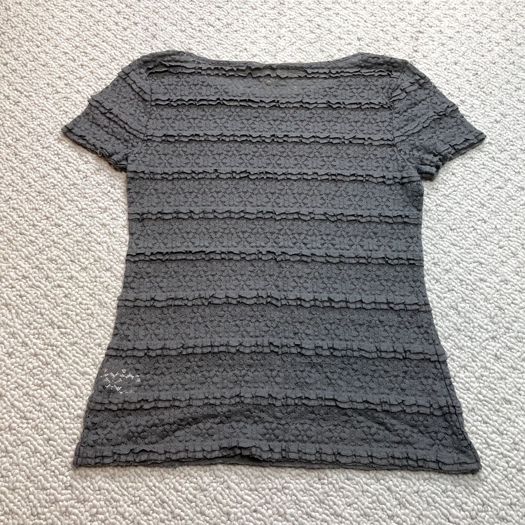 Banana Republic VINTAGE Banana Republic Shirt Womens Medium Gray Short Sleeve Layered Peasant Tee Size M / US 6-8 / IT 42-44 - 8 Thumbnail