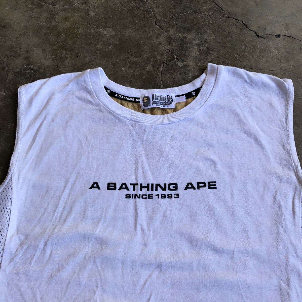 Bape Bape A Bathing Ape 1993 1st Camo Sleveeless T-shirt White Size US S / EU 44-46 / 1 - 4 Thumbnail