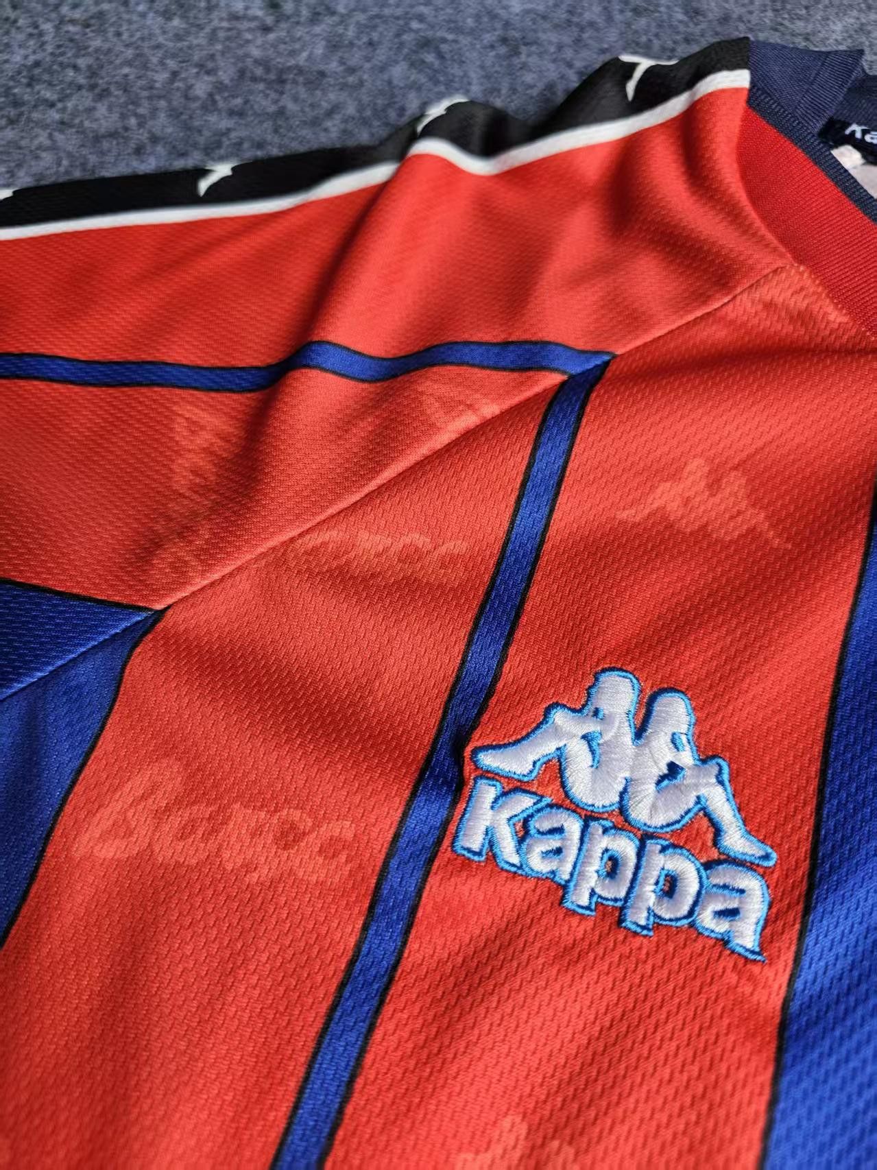 Other 1997 98 Barcelona Jersey Home Size US M / EU 48-50 / 2 - 4 Thumbnail