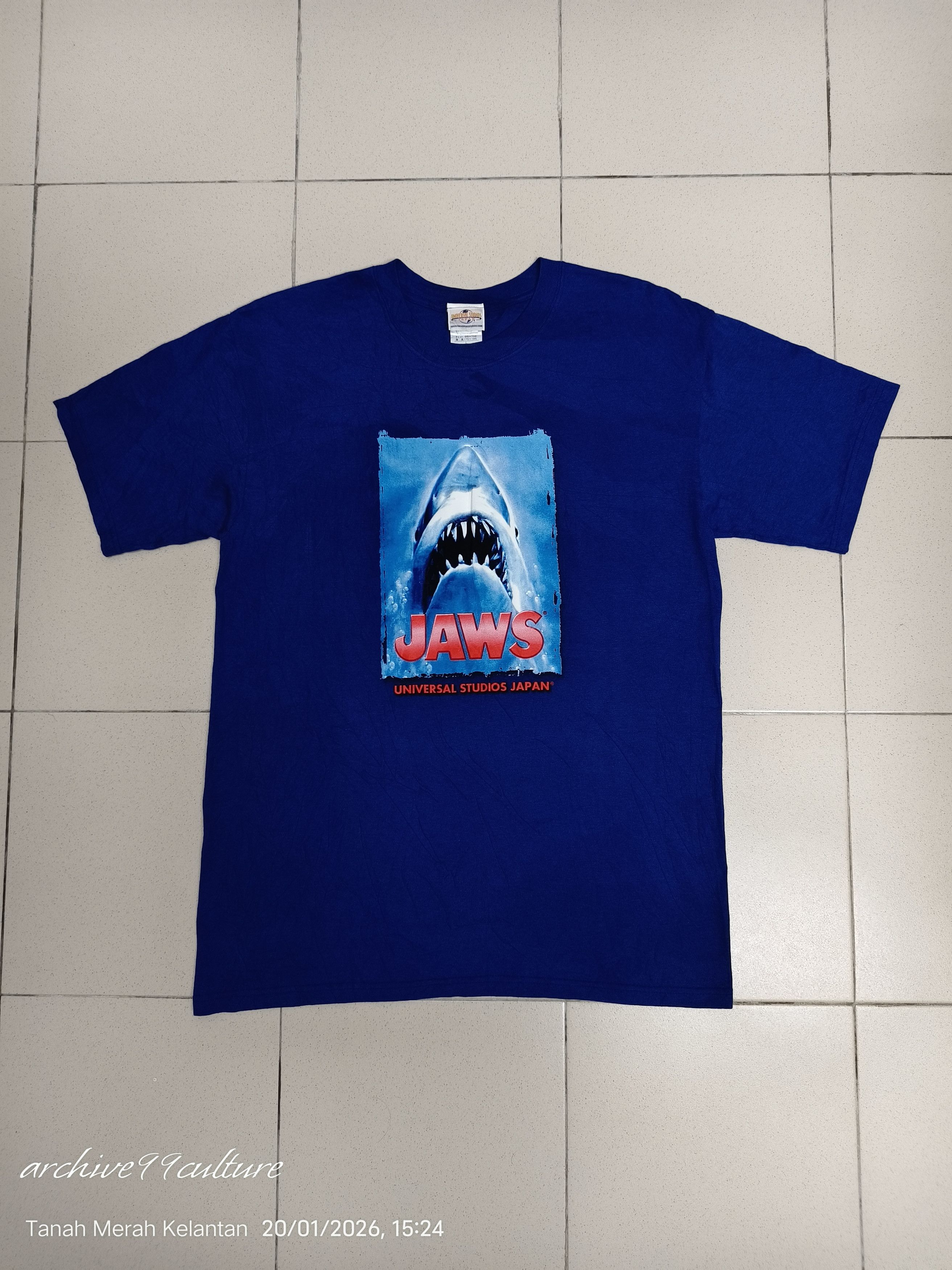 Universal Studios Vintage 2000 JAWS Movie Universal Studios Japan merch tee Size US L / EU 52-54 / 3 - 1 Thumbnail